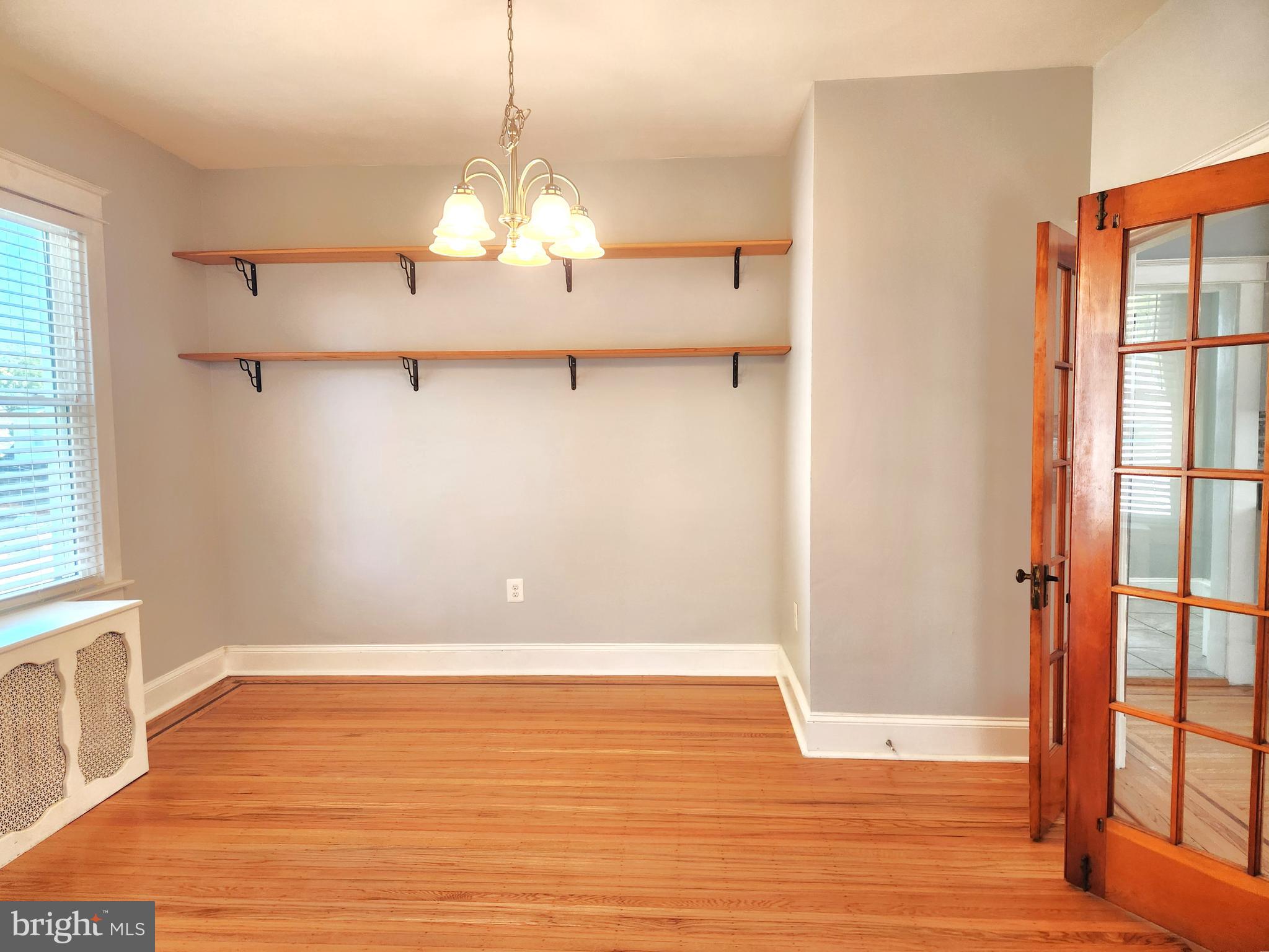 ELMWOOD - Residential