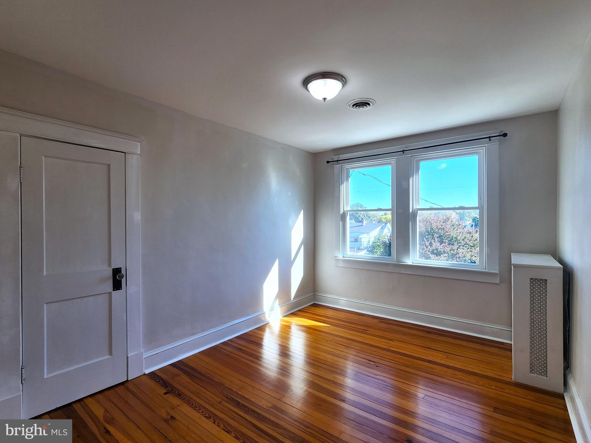 ELMWOOD - Residential