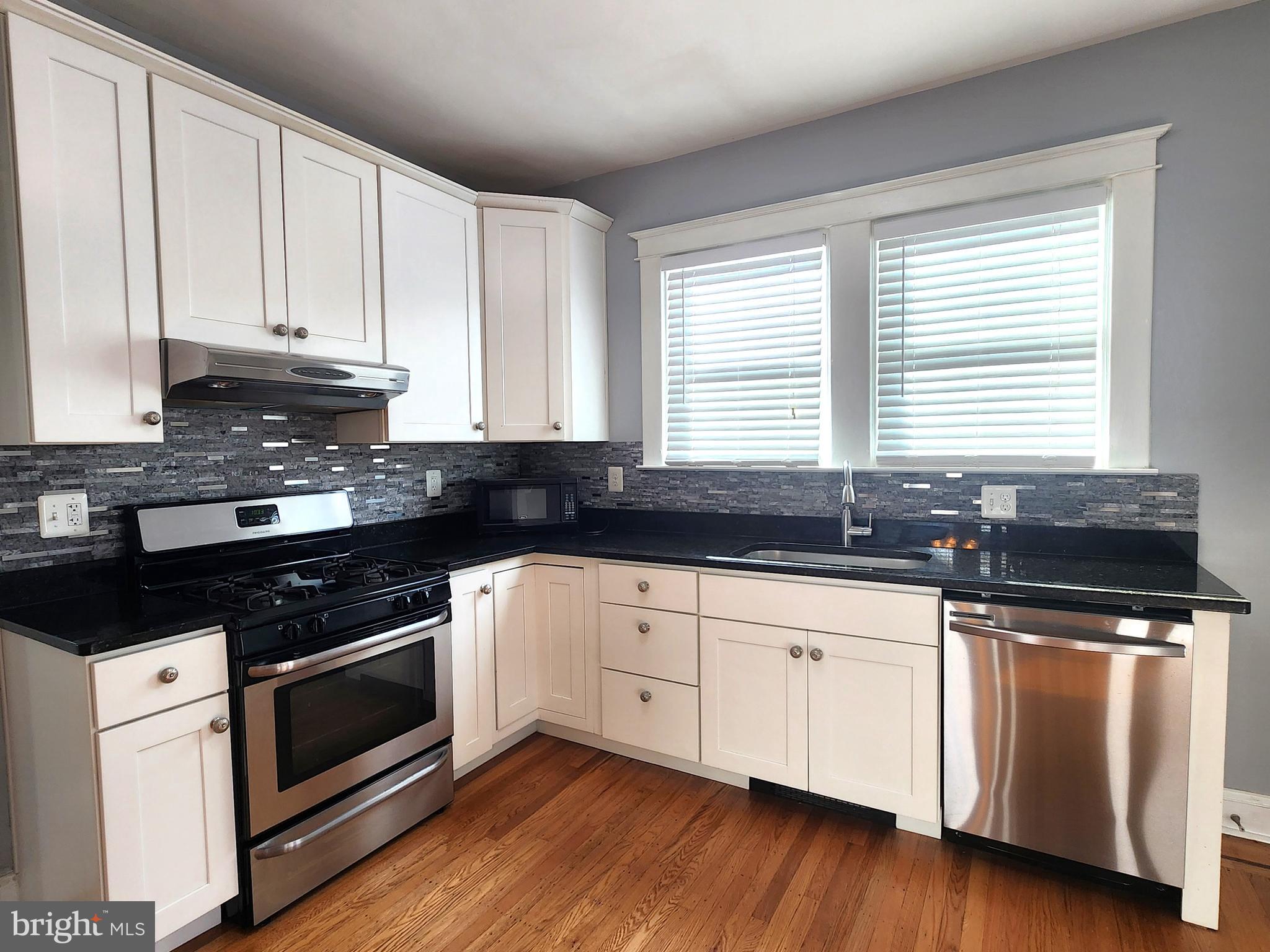 ELMWOOD - Residential