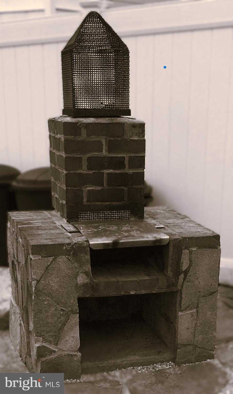 ELMWOOD - Residential