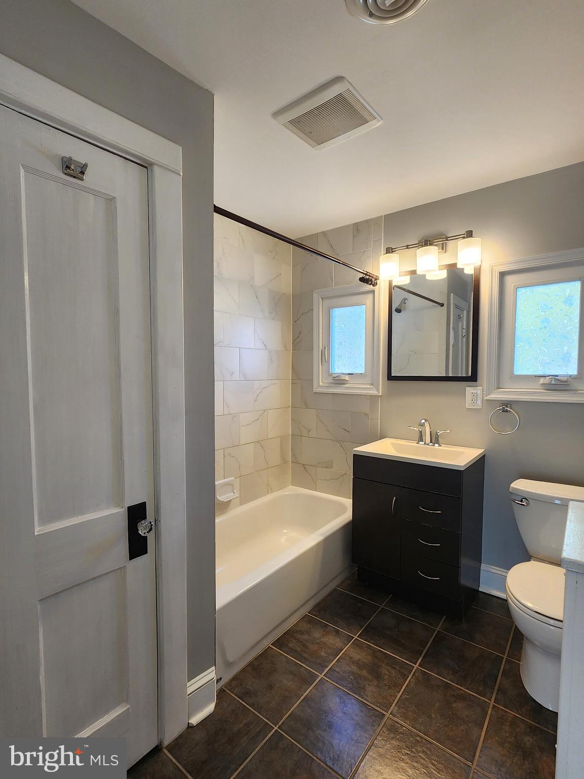 ELMWOOD - Residential