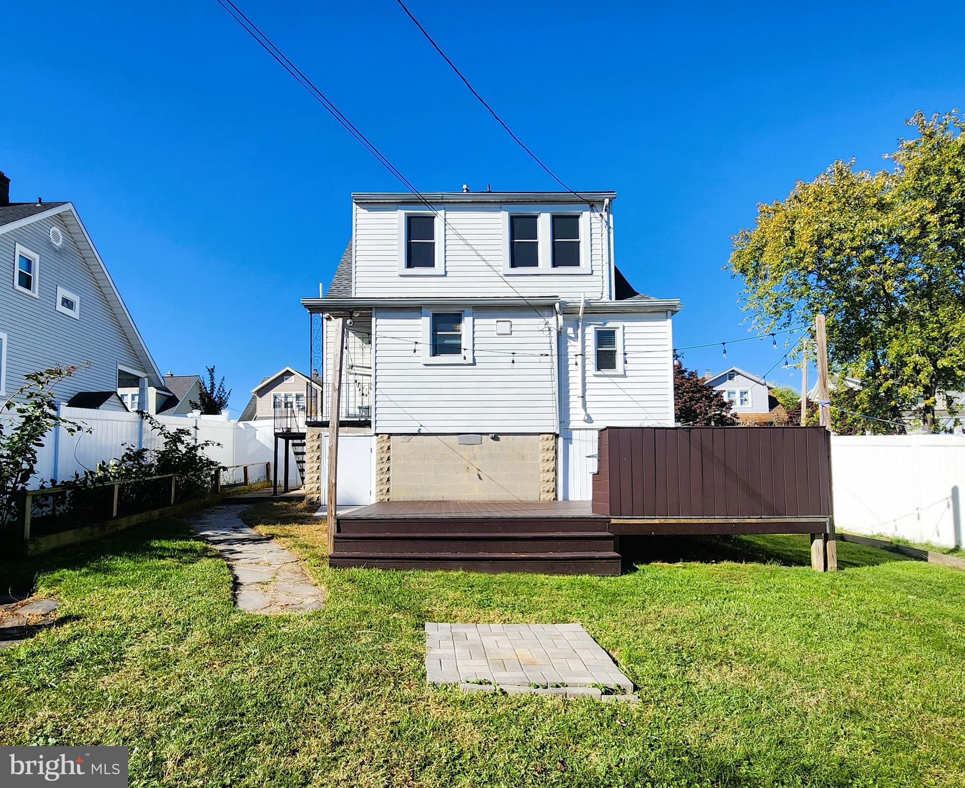 ELMWOOD - Residential