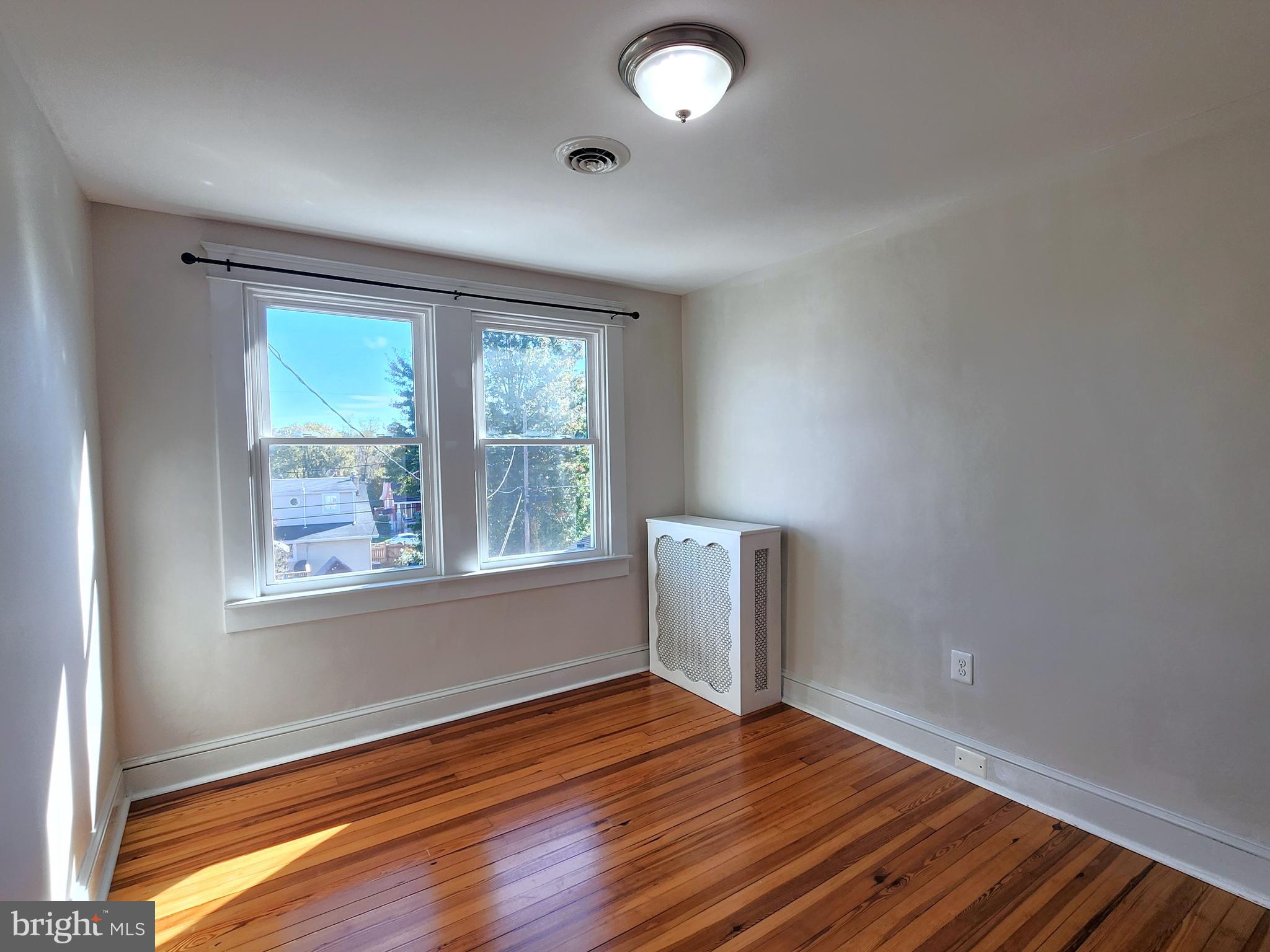 ELMWOOD - Residential