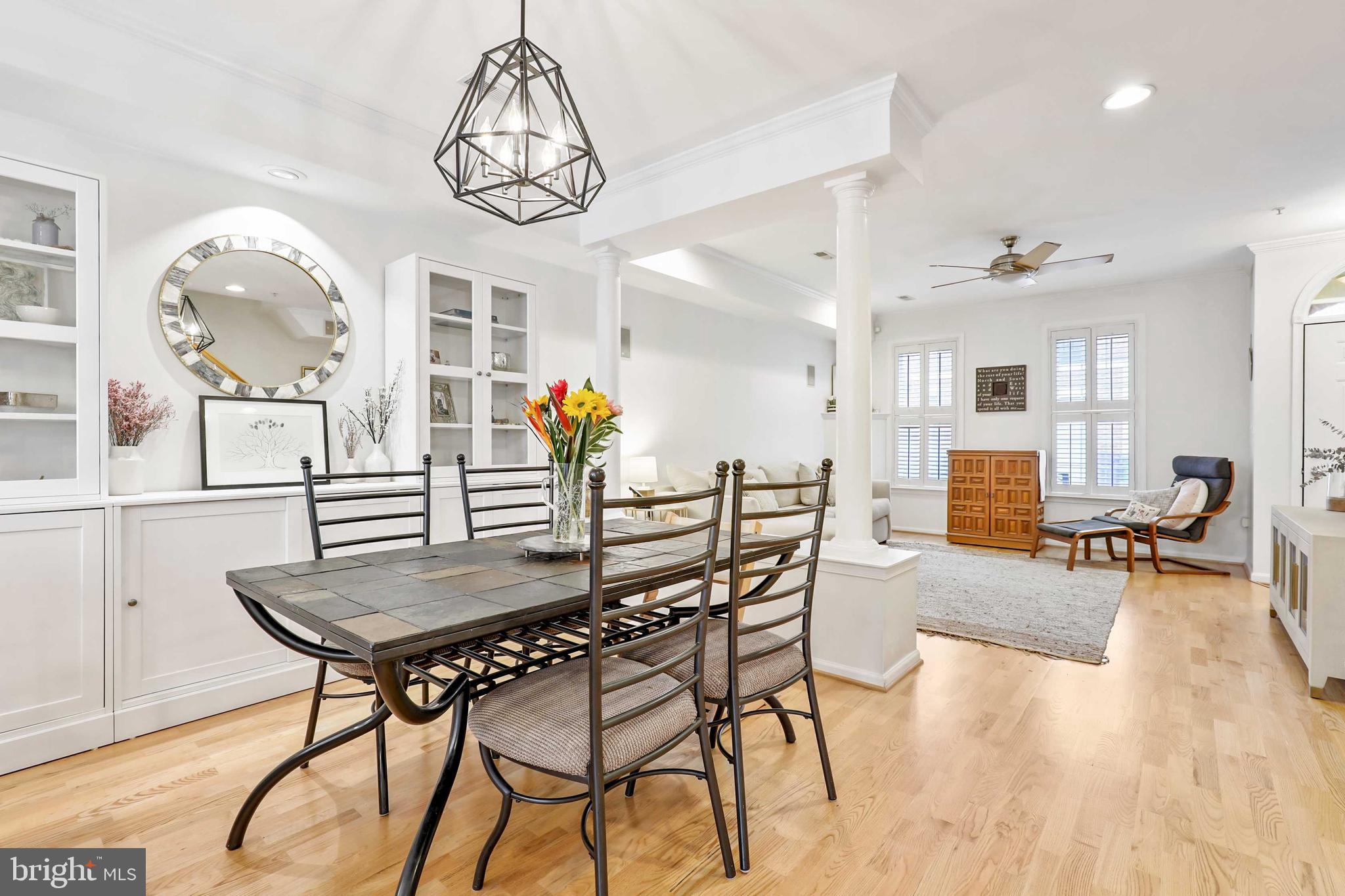 LOCUST POINT - Residential