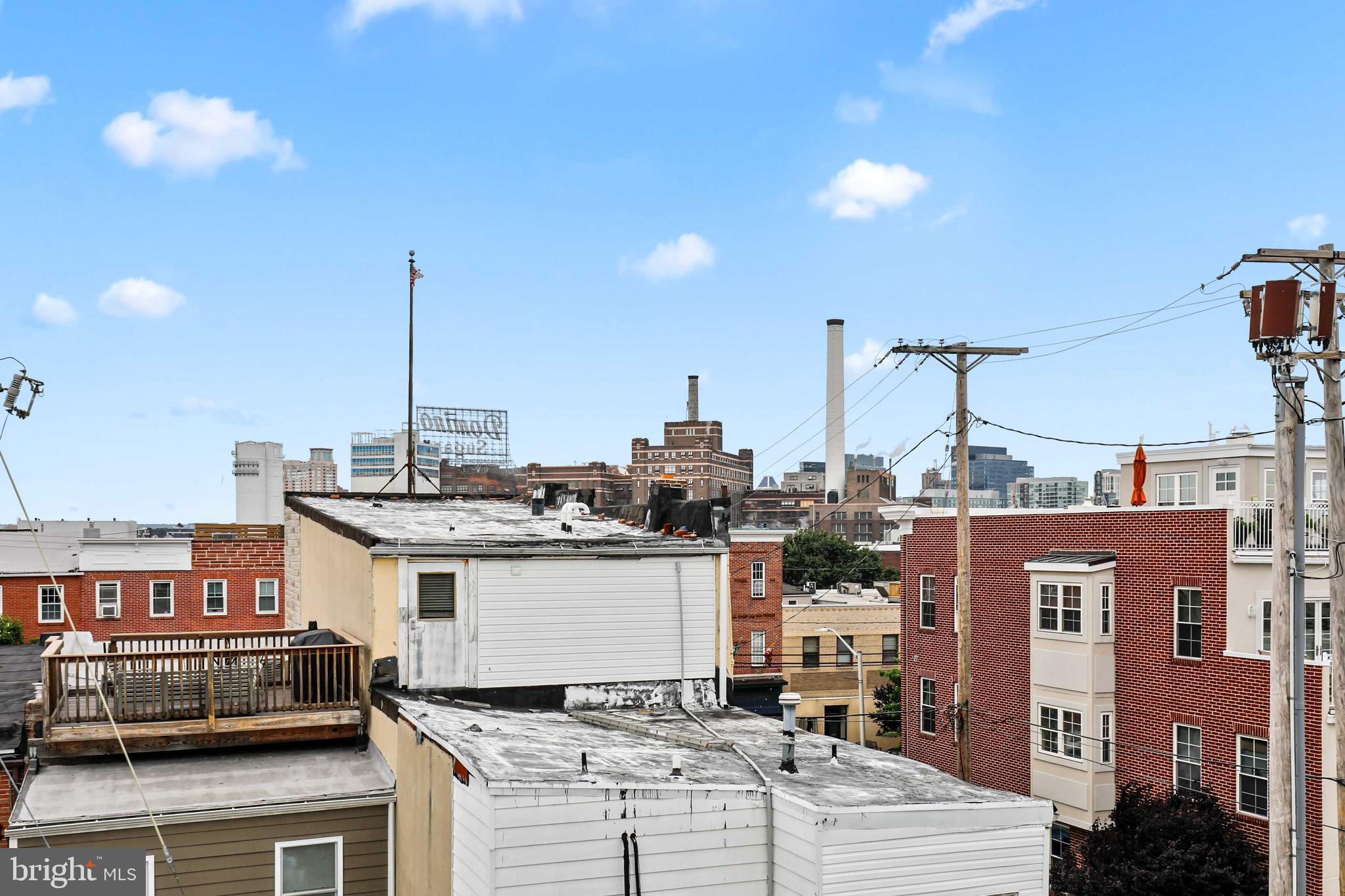 LOCUST POINT - Residential