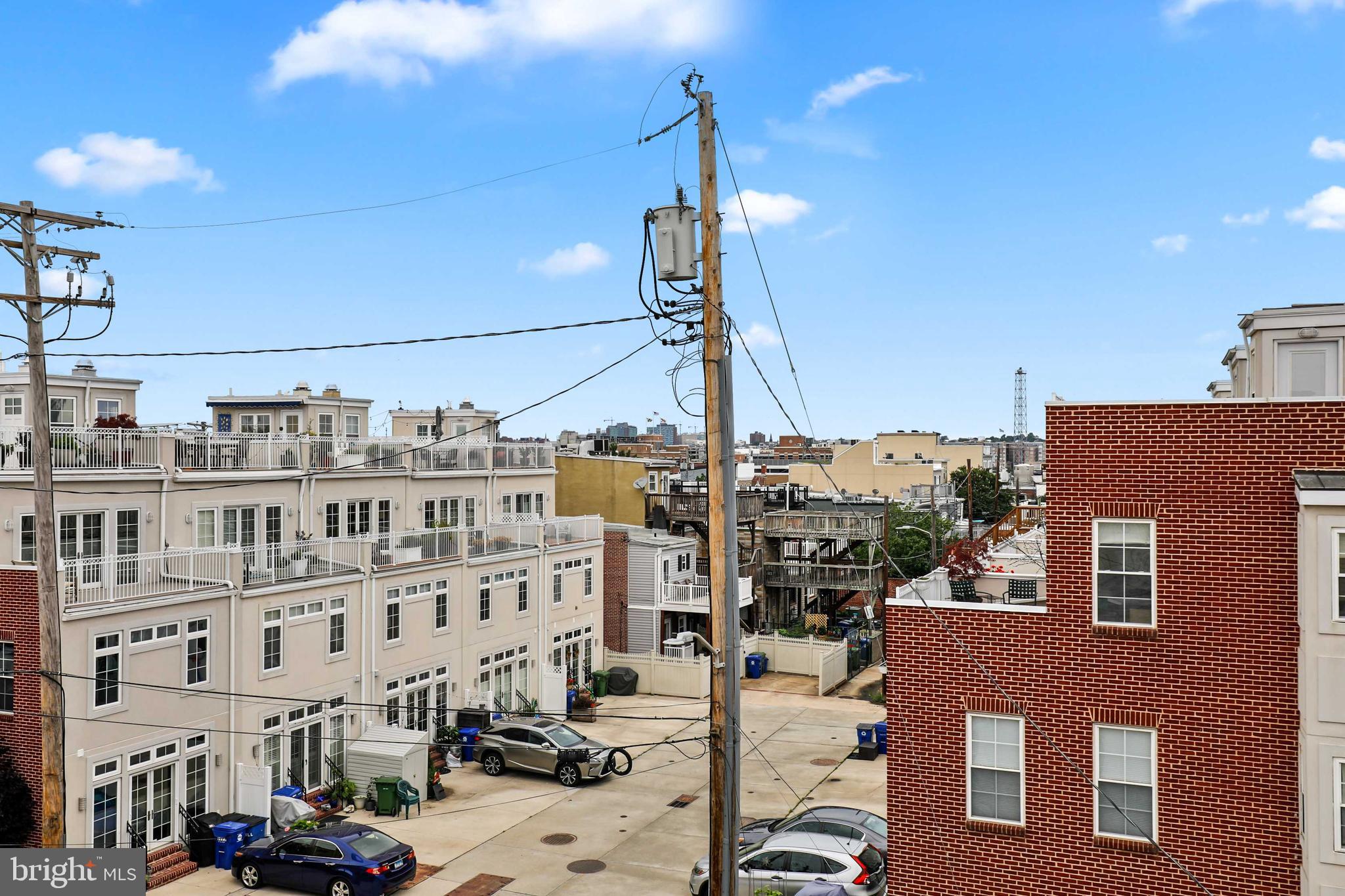 LOCUST POINT - Residential