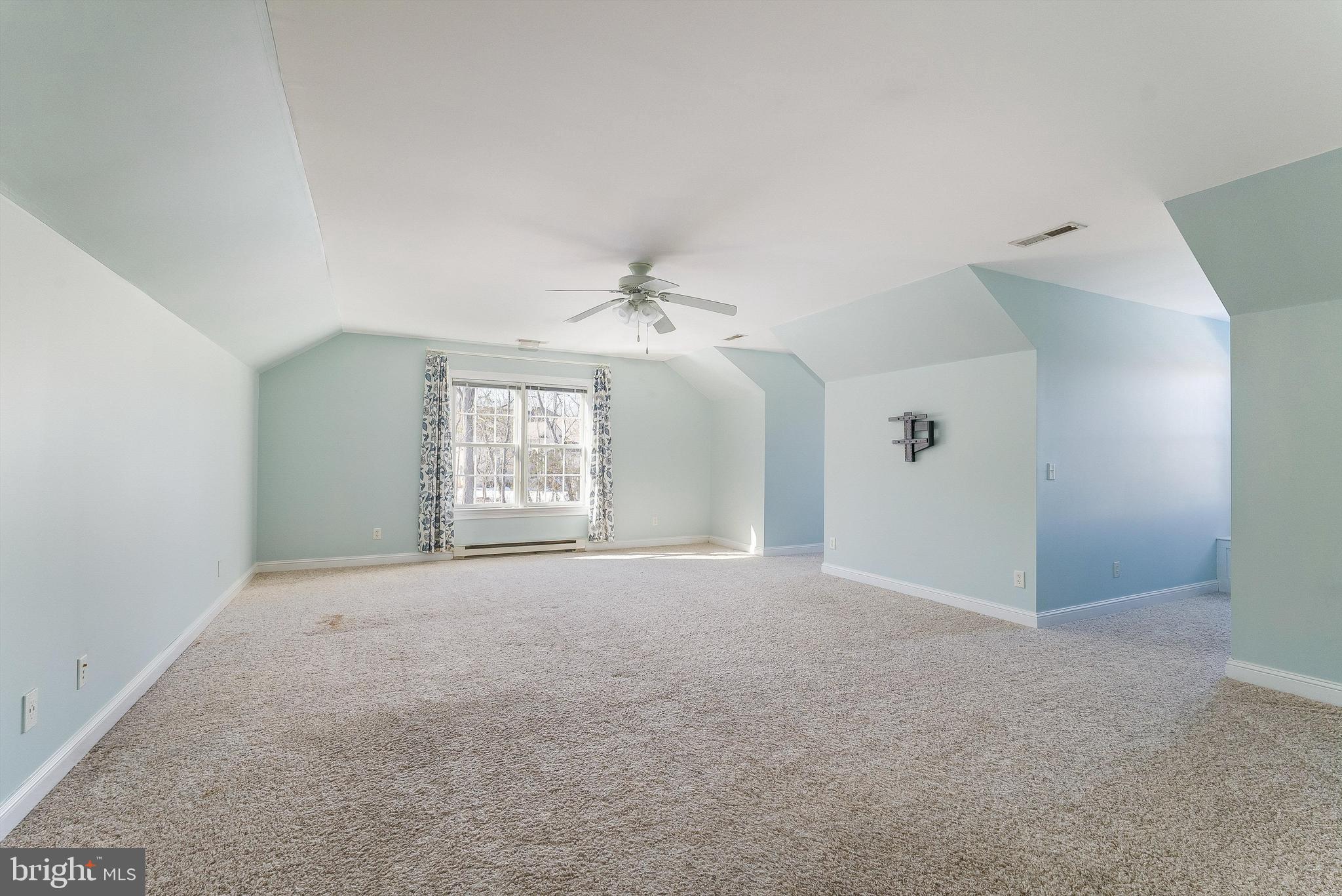 LAKE POINTE - Residential