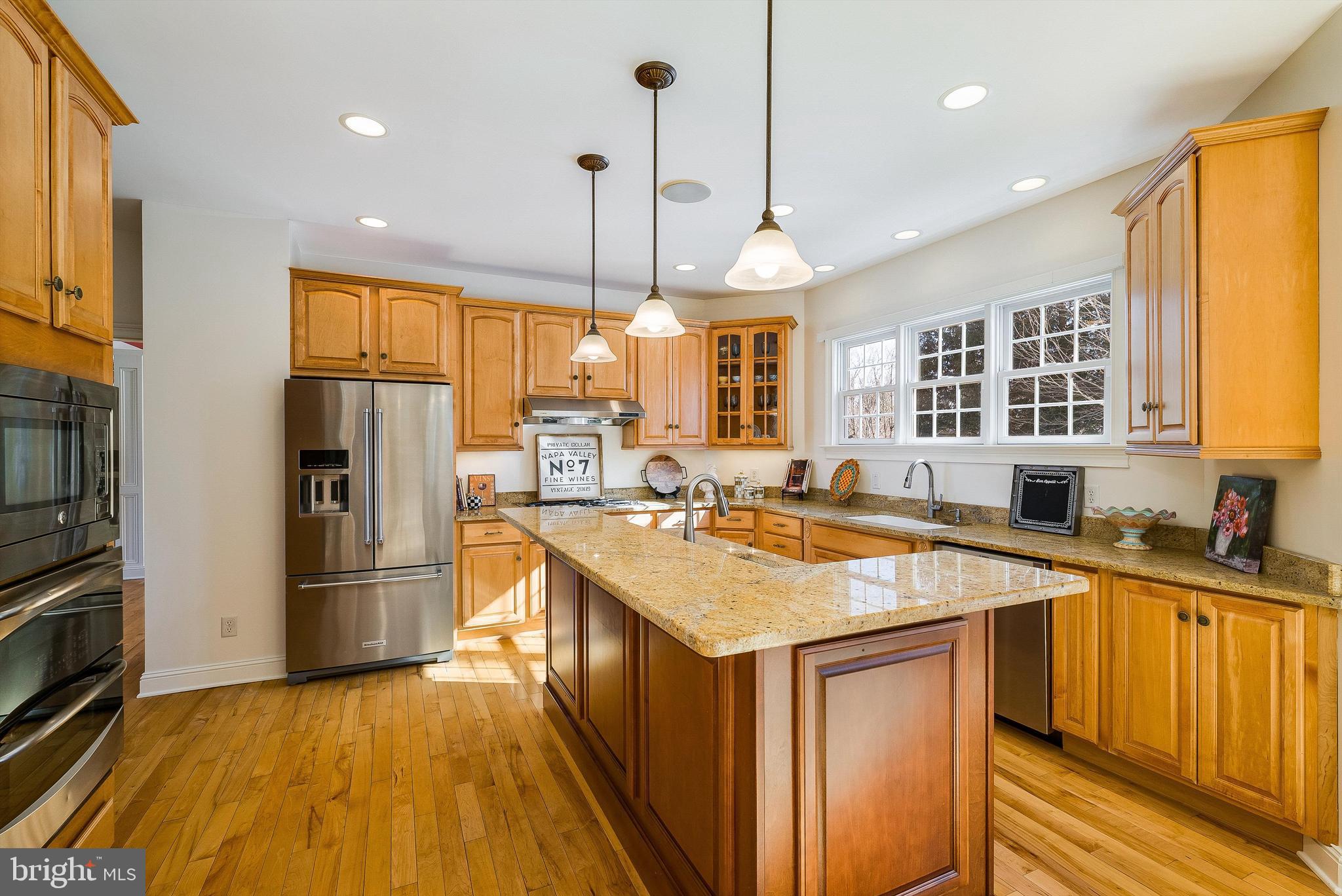 LAKE POINTE - Residential