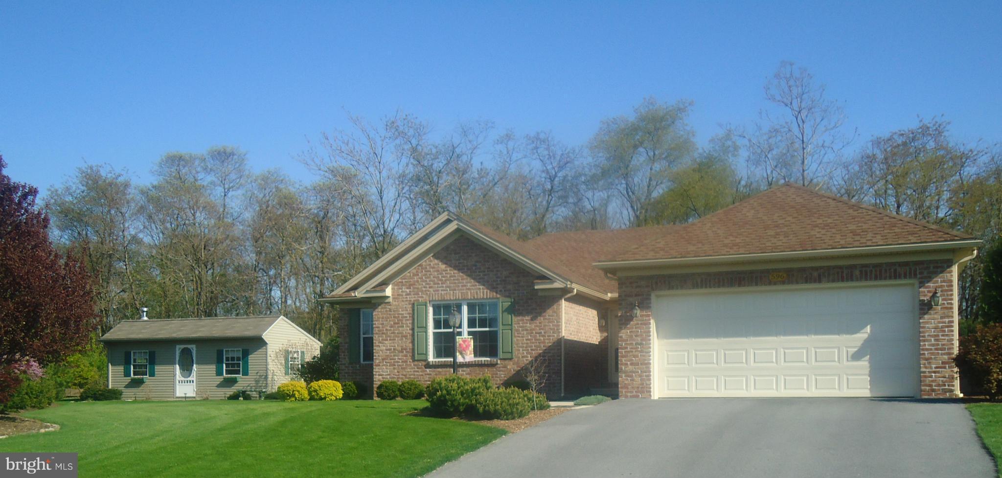 FRANKLIN SQUARE - Residential