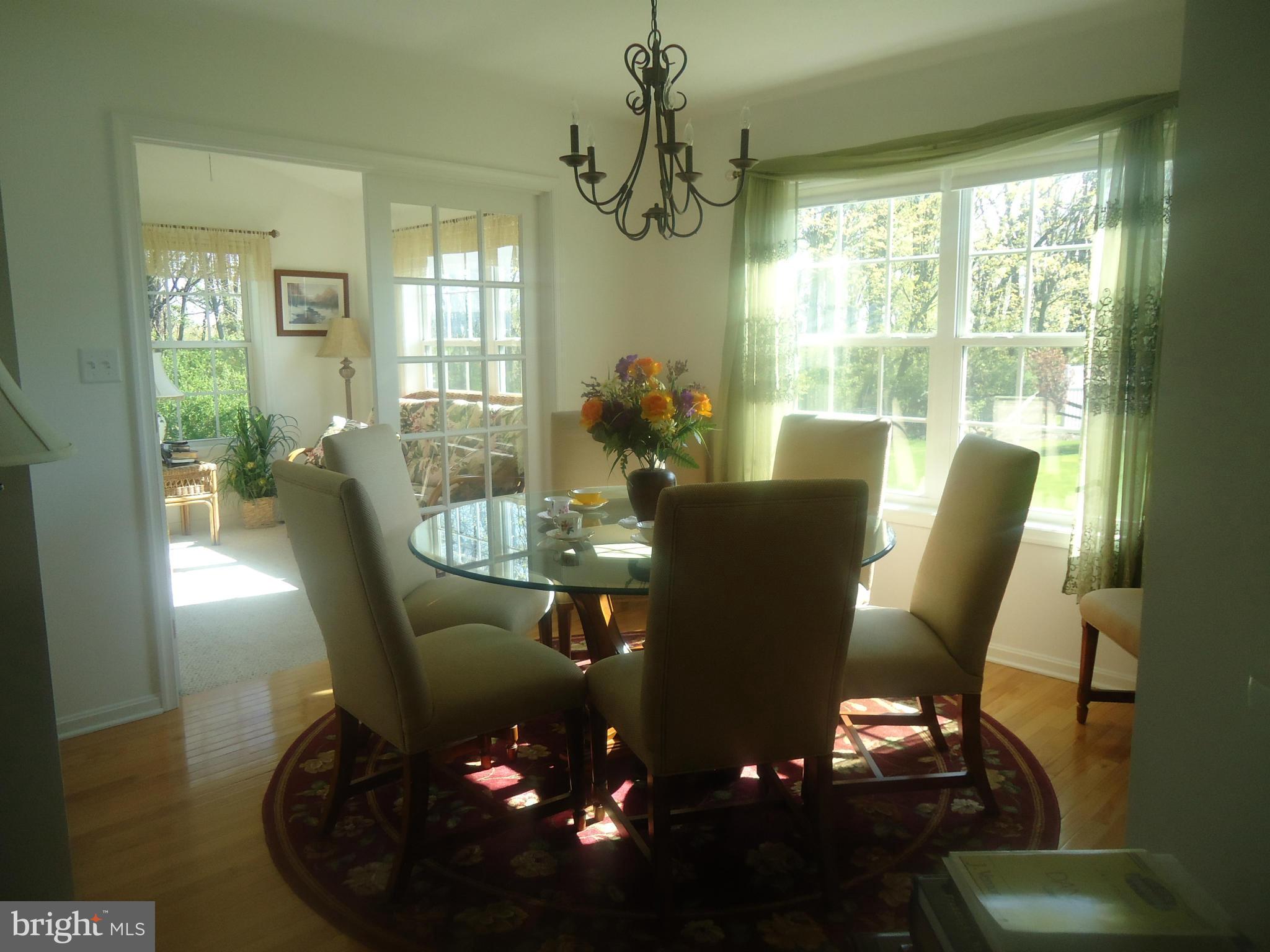 FRANKLIN SQUARE - Residential
