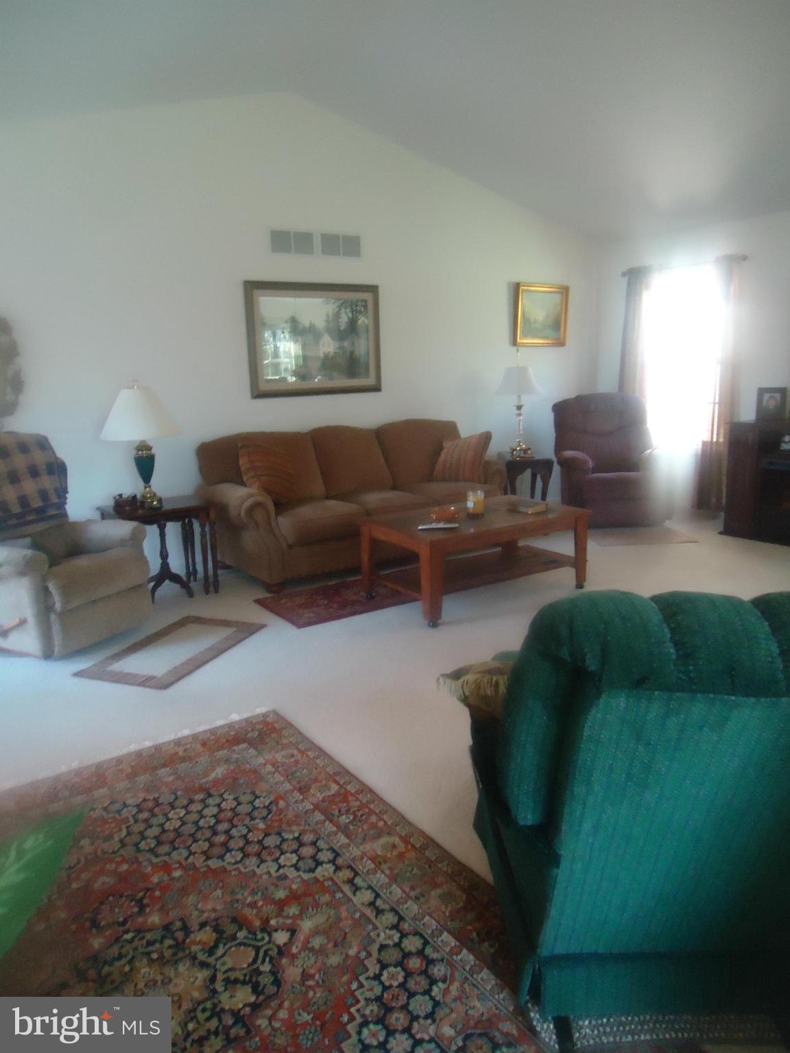 FRANKLIN SQUARE - Residential