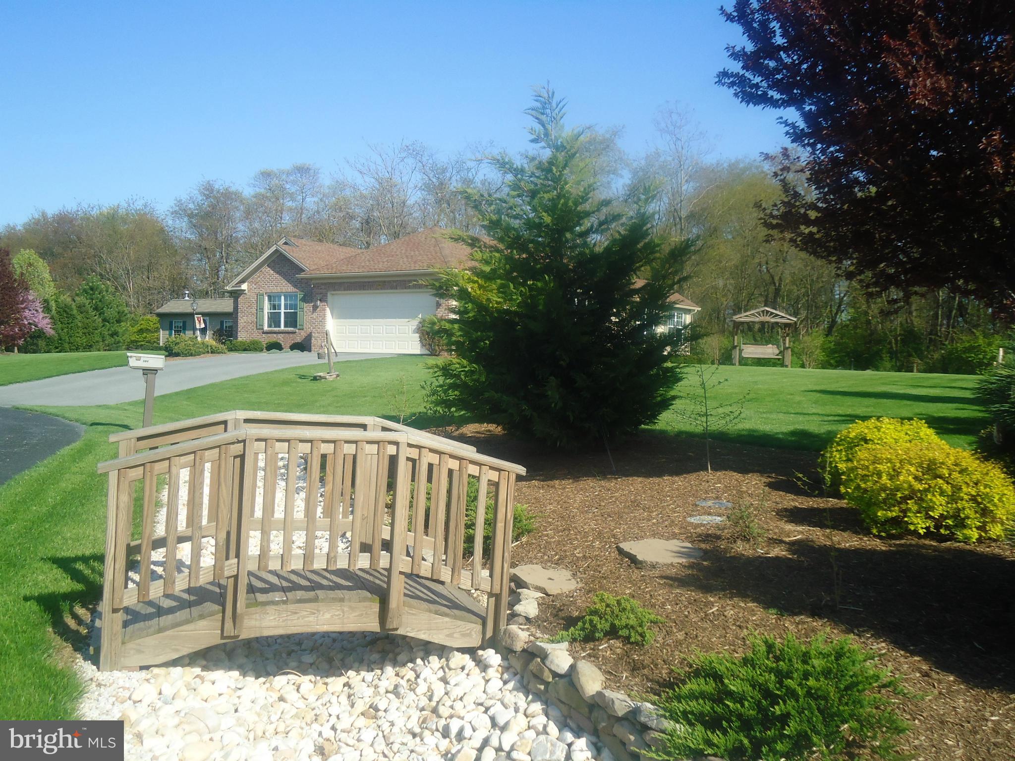 FRANKLIN SQUARE - Residential
