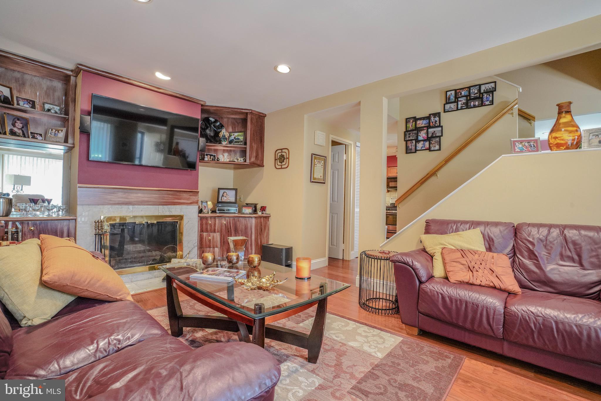 BAKERS BAY CONDOMINIUMS - Residential