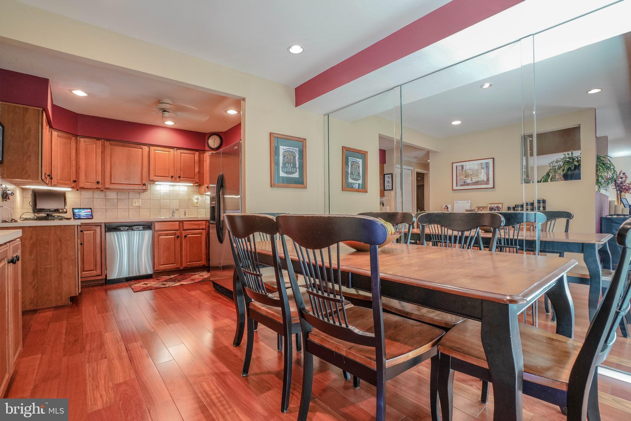 BAKERS BAY CONDOMINIUMS - Residential