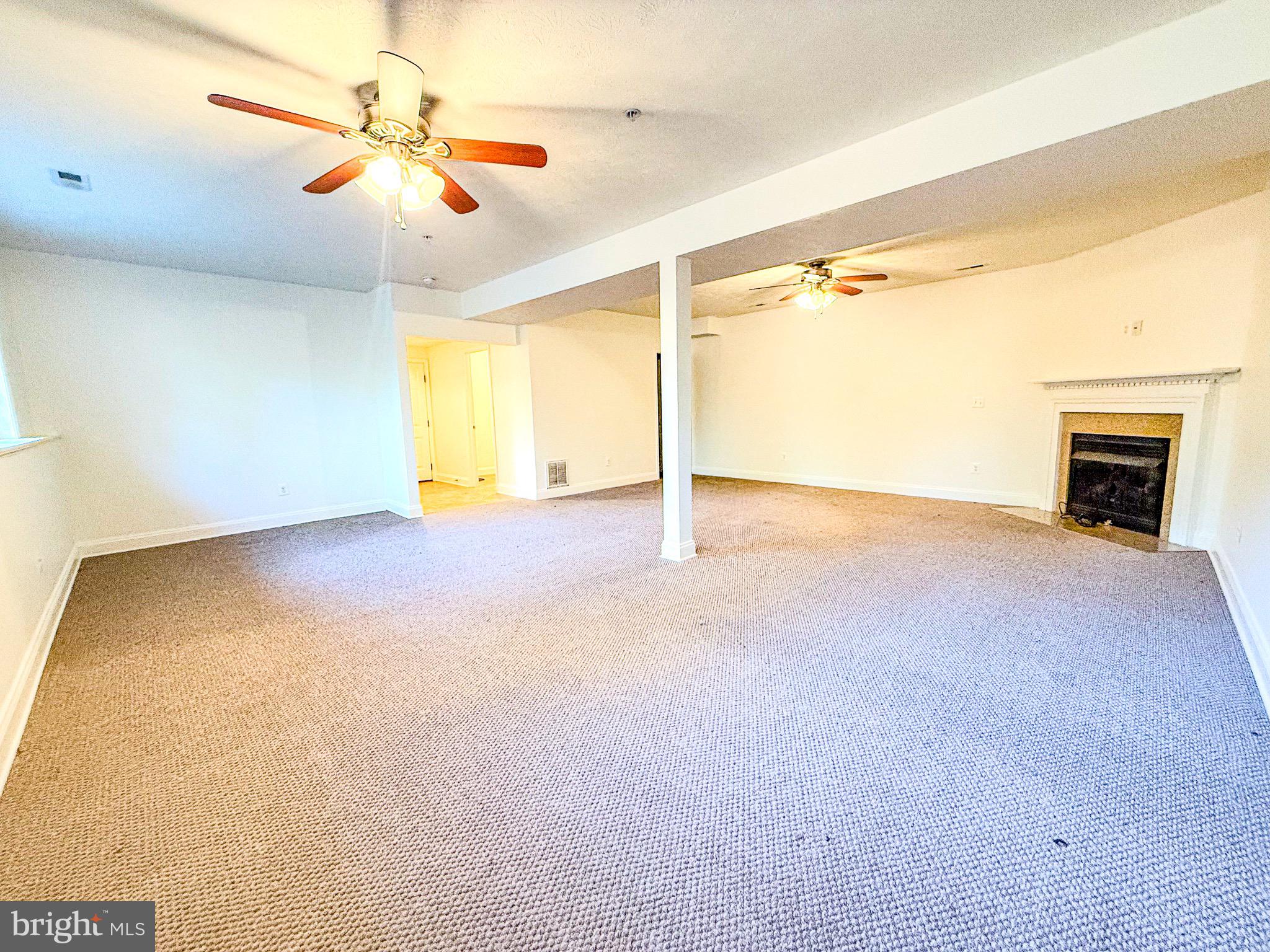 TOWN CREEK - Residential Lease