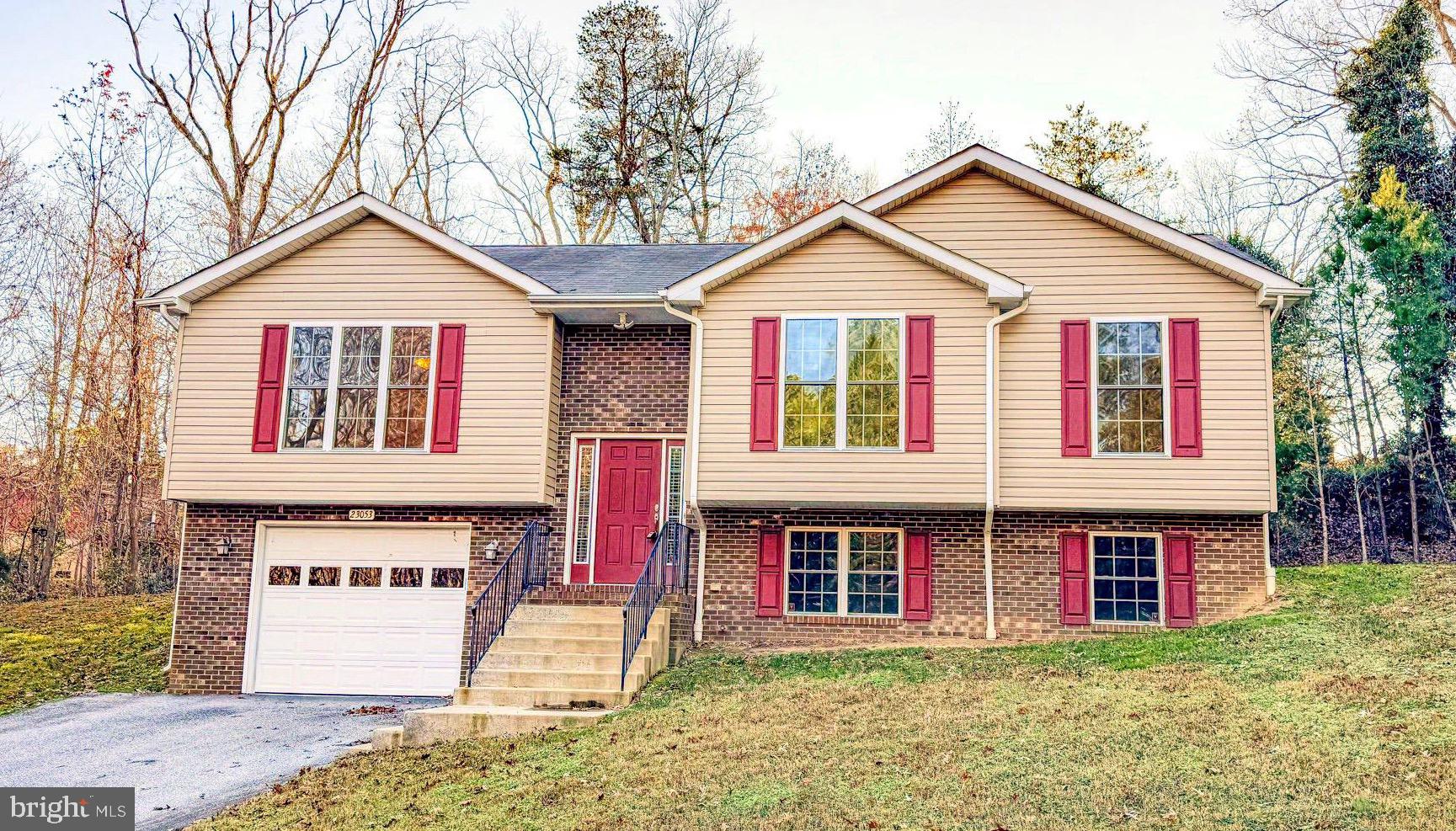 TOWN CREEK - Residential Lease