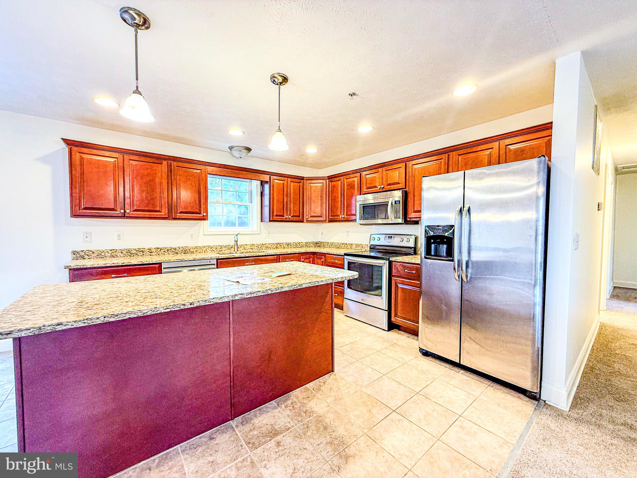 TOWN CREEK - Residential Lease