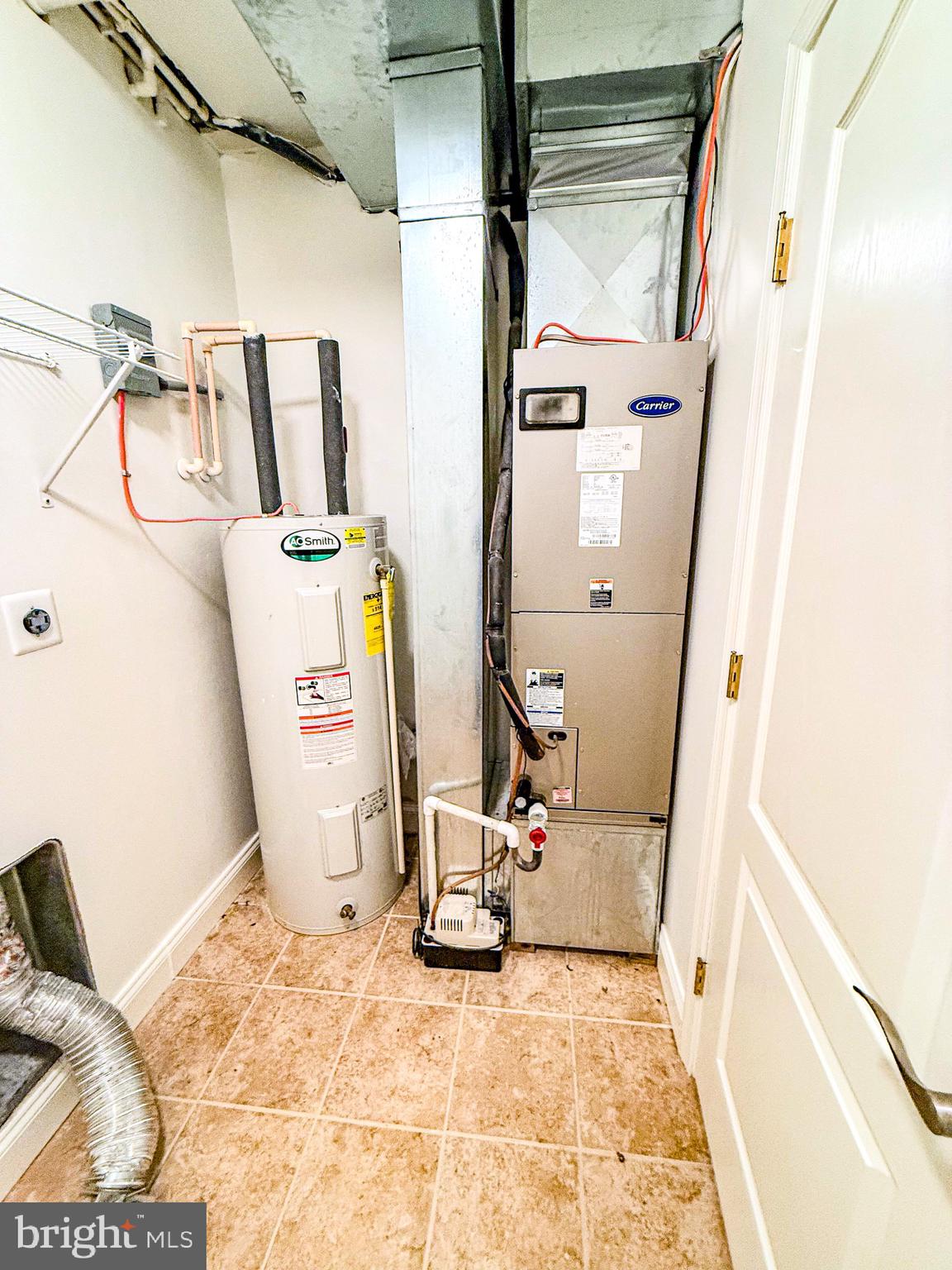 TOWN CREEK - Residential Lease