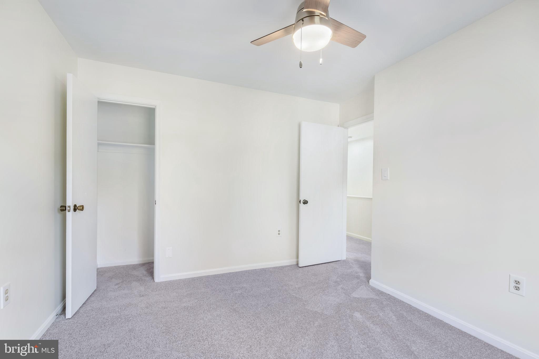 HOLLAND TOWNE - Residential