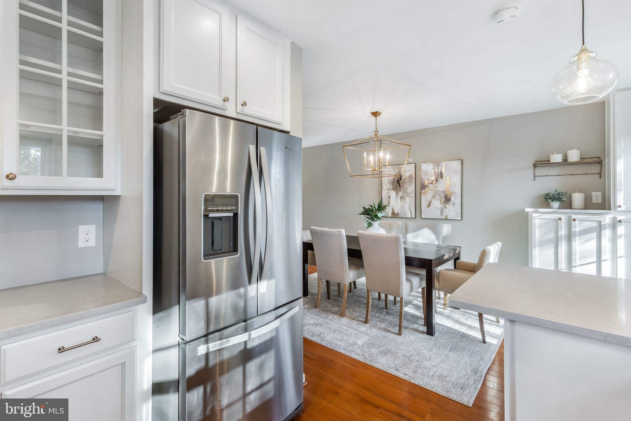 HOLLAND TOWNE - Residential