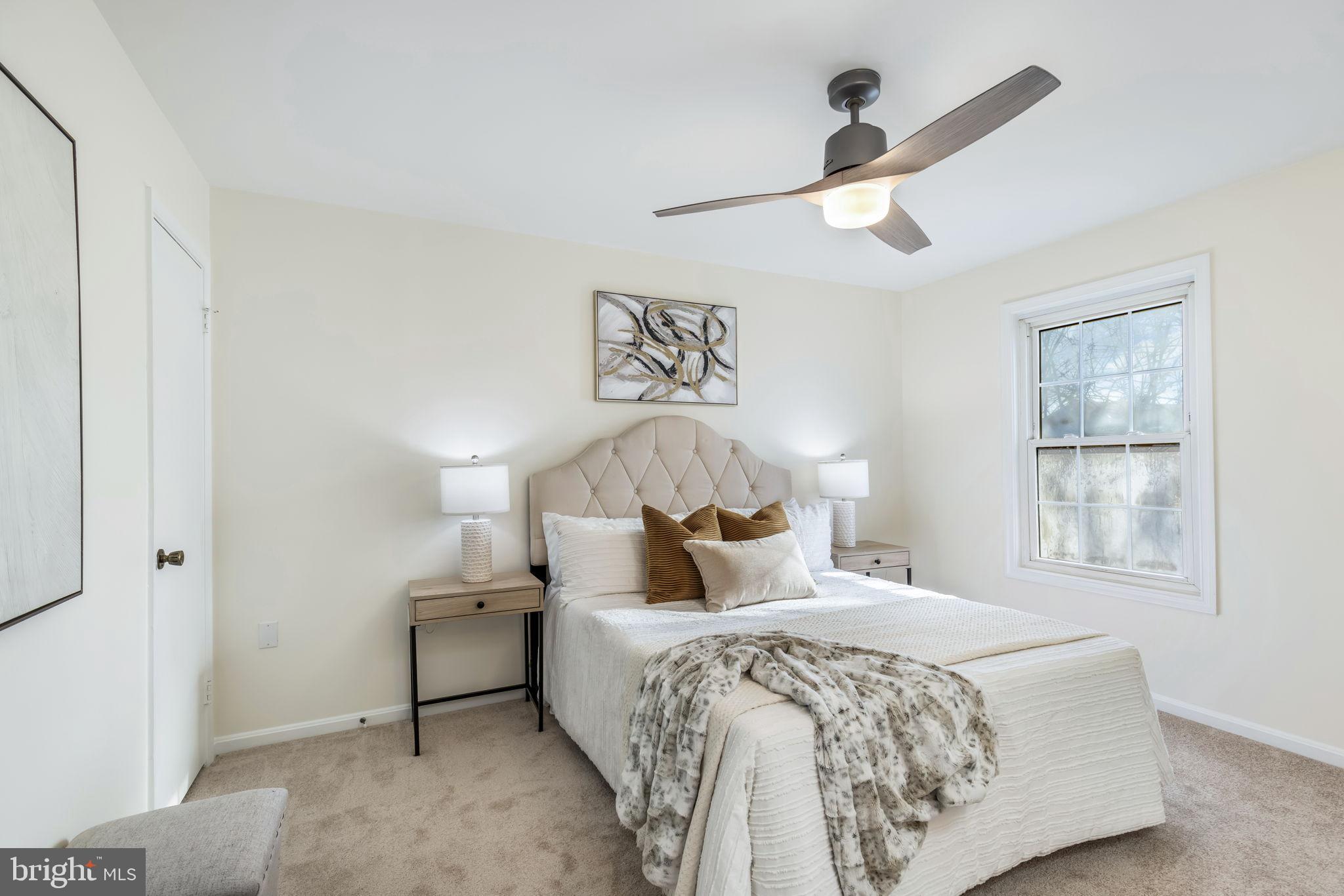 HOLLAND TOWNE - Residential