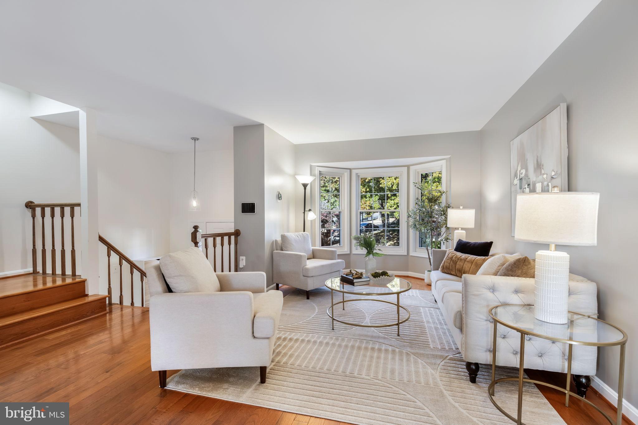 HOLLAND TOWNE - Residential