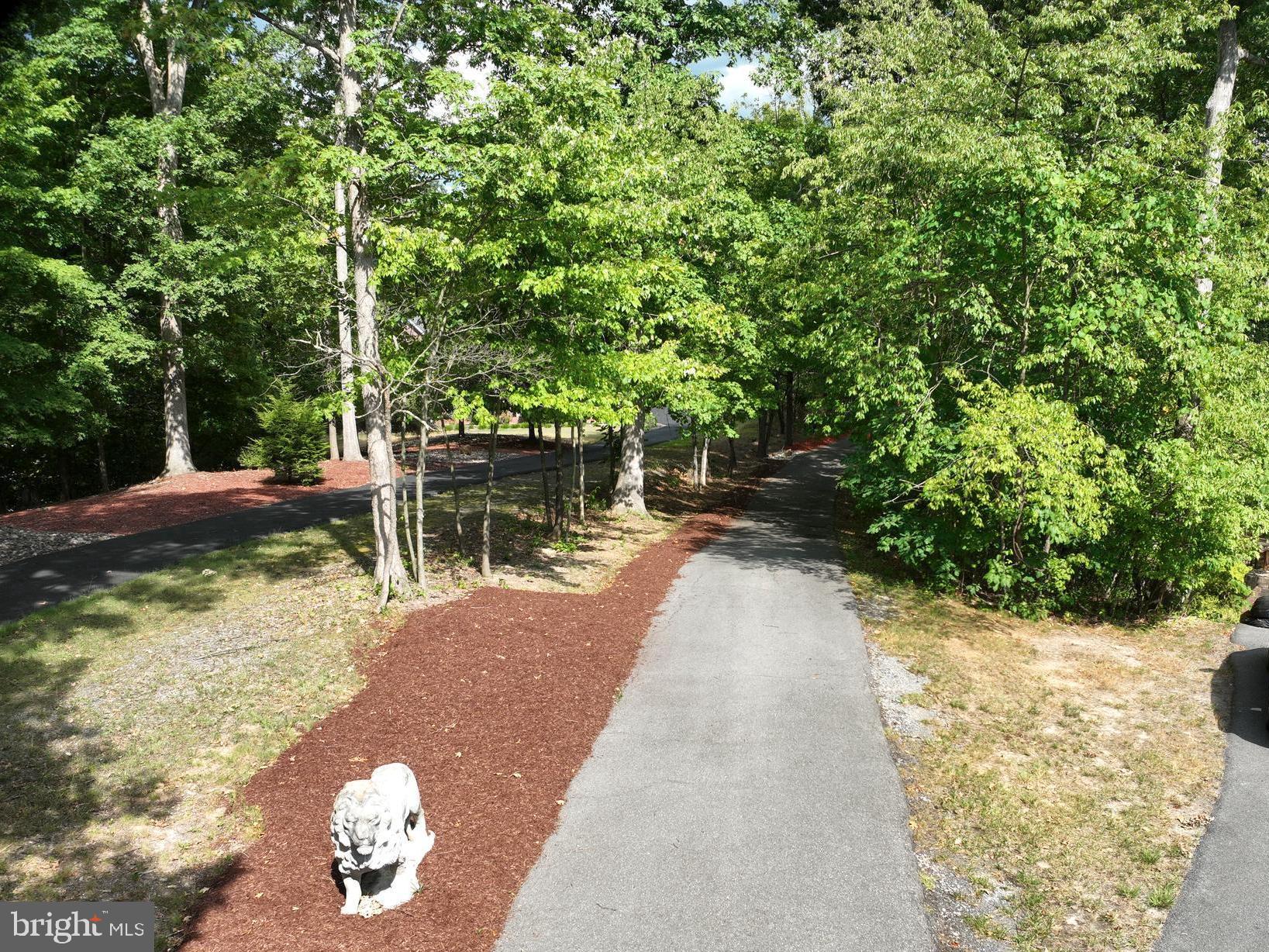 LAKEWOOD - Residential Lease