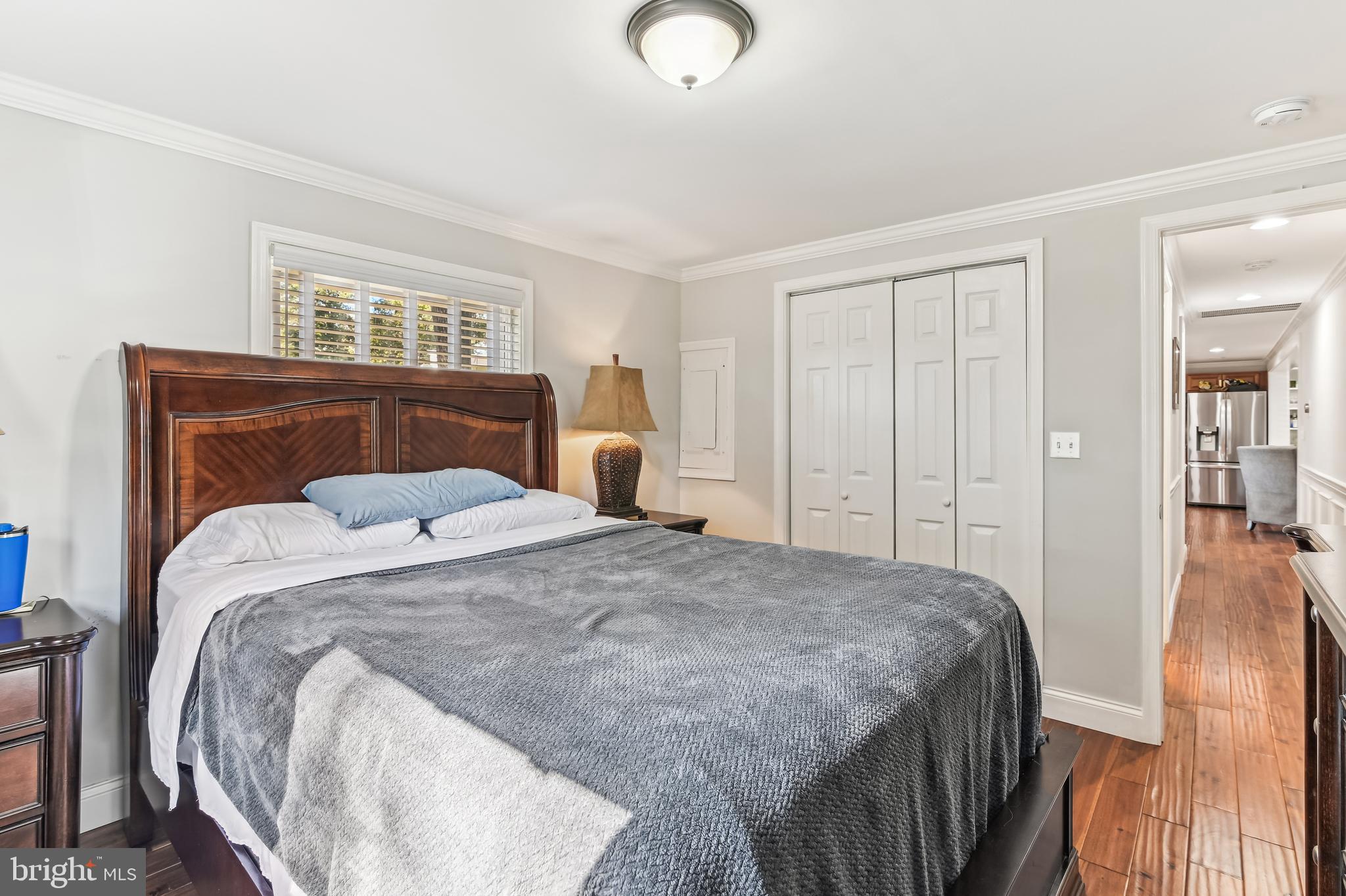 WOODLAND BEACH - Residential