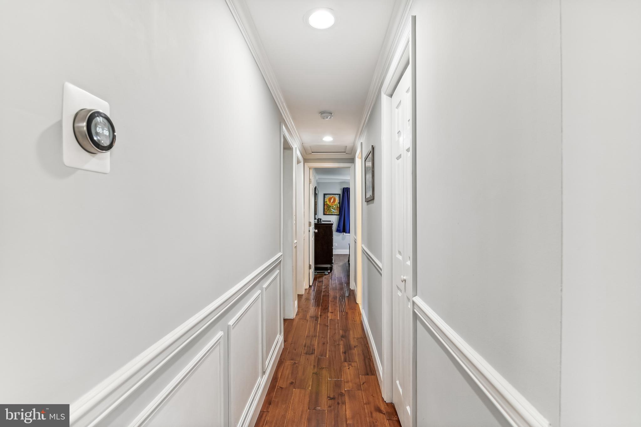 WOODLAND BEACH - Residential