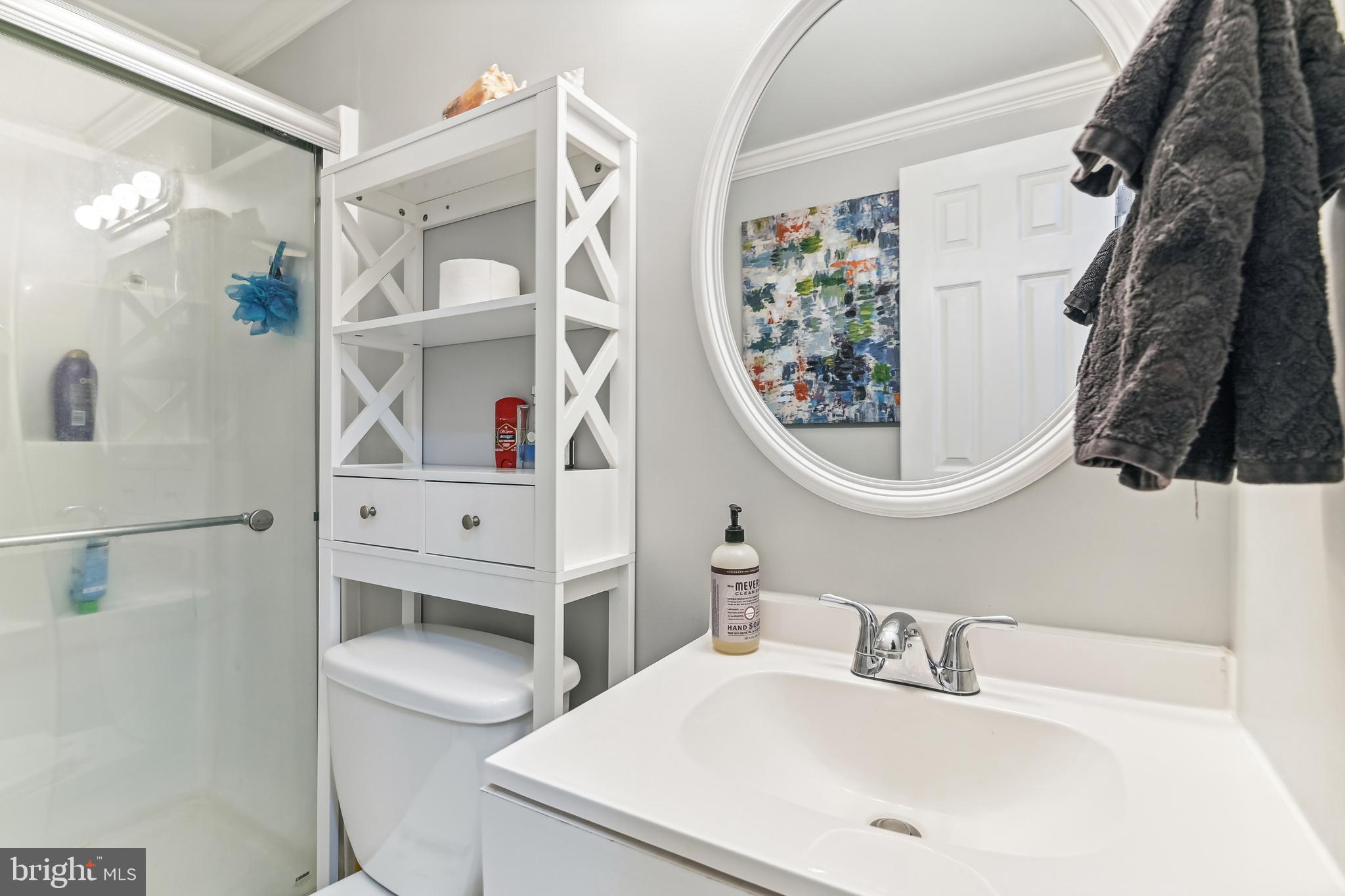 WOODLAND BEACH - Residential