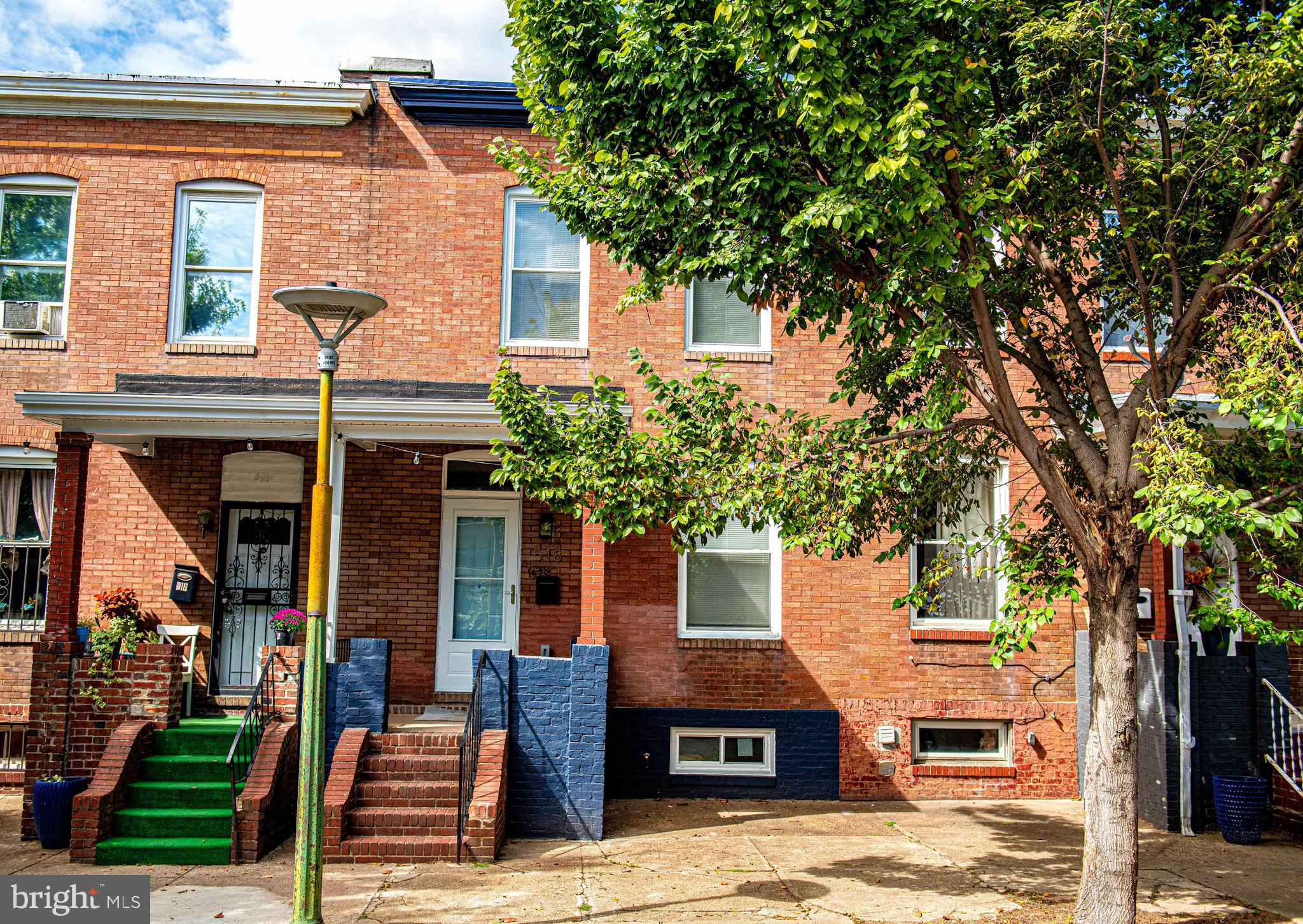 ELLWOOD PARK - Residential