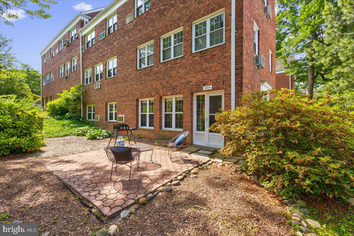 PARKFAIRFAX - Residential