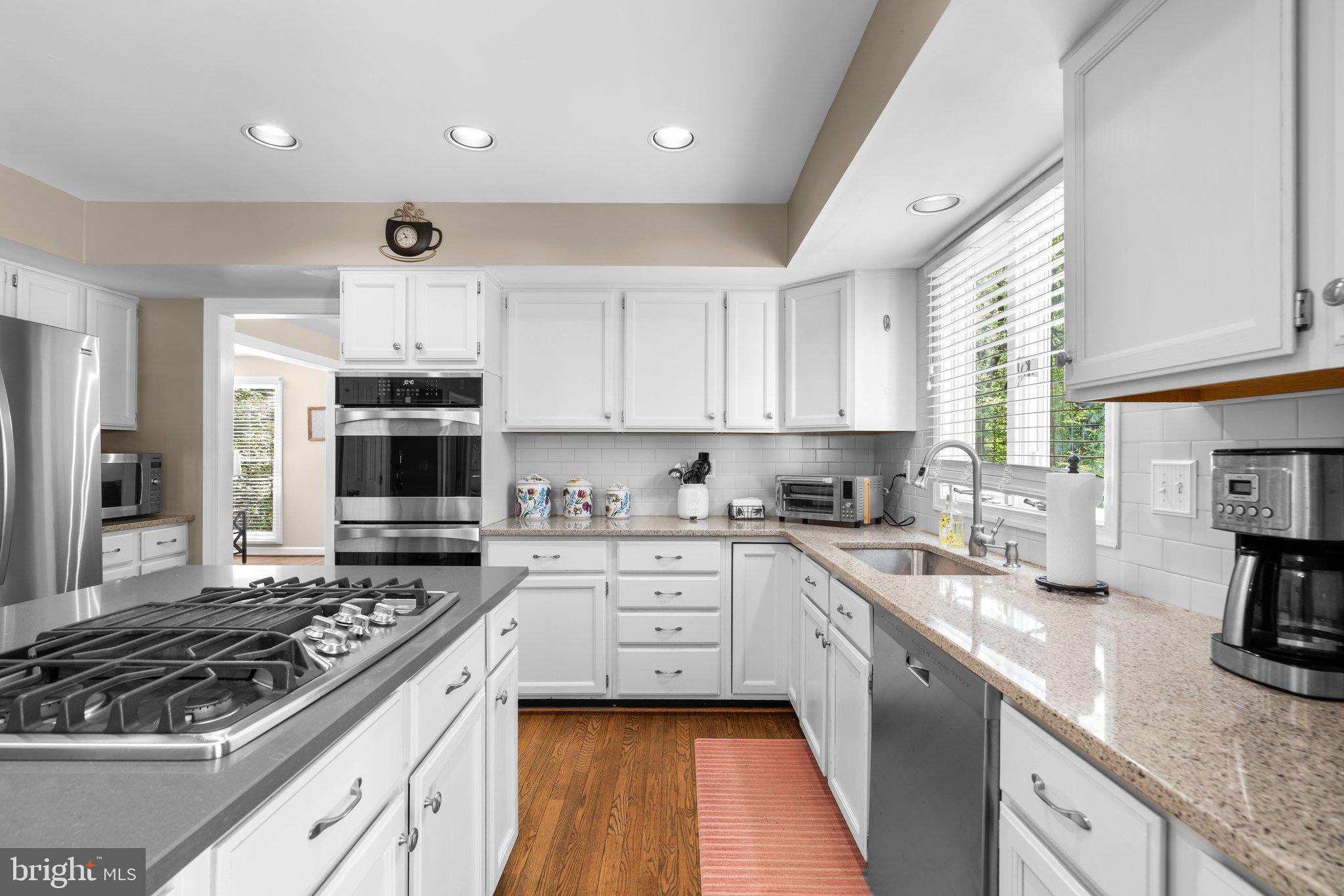 BROOKEFIELD - Residential