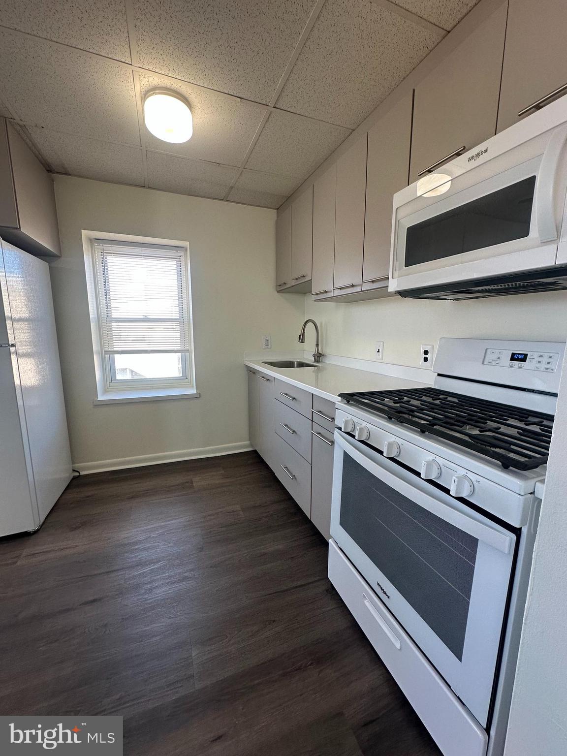 2300 S 12TH STREET 3F