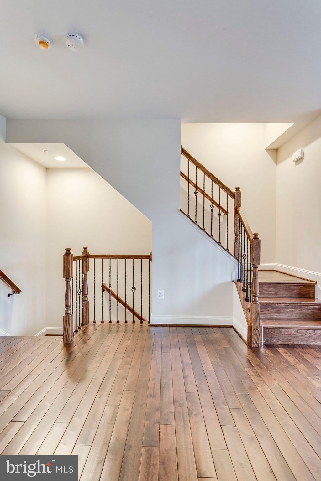 POTOMAC OVERLOOK - Residential Lease