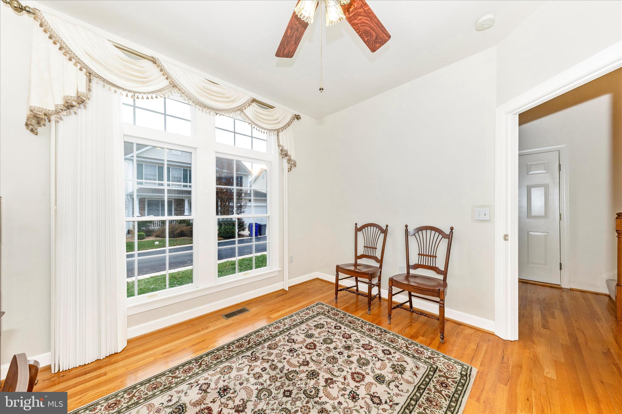 FOXFIELD AT MIDDLETOWN - Residential