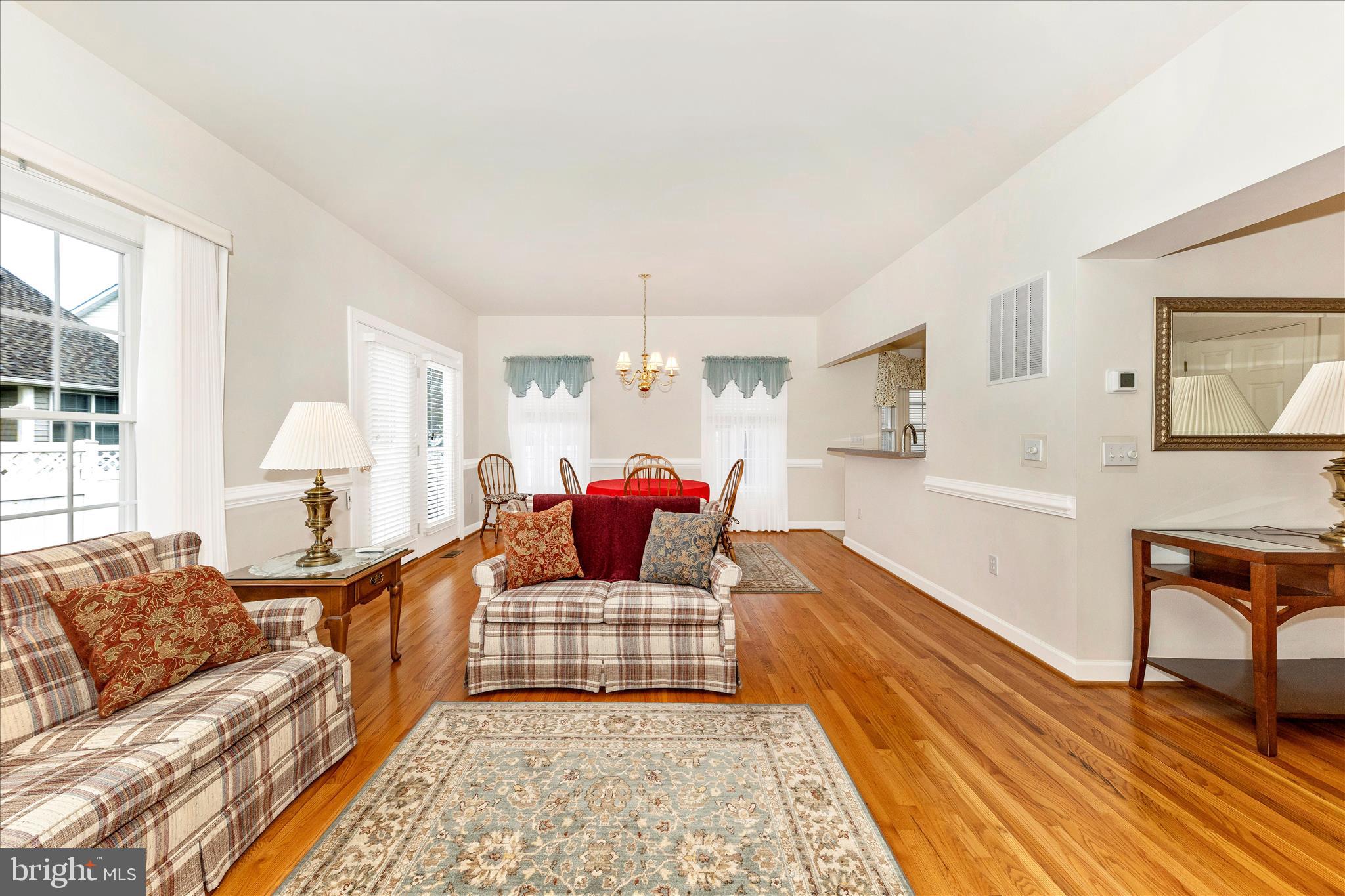 FOXFIELD AT MIDDLETOWN - Residential