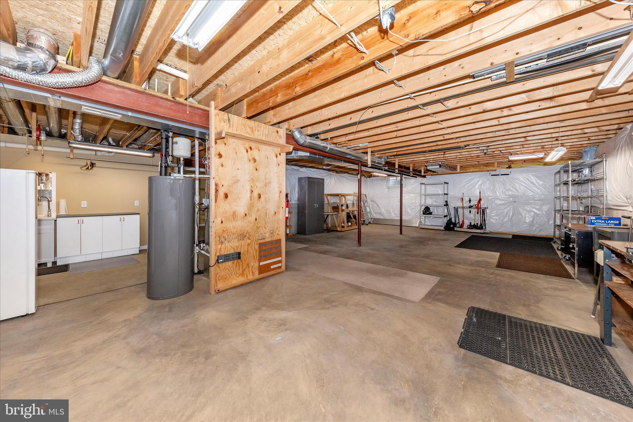 FOXFIELD AT MIDDLETOWN - Residential