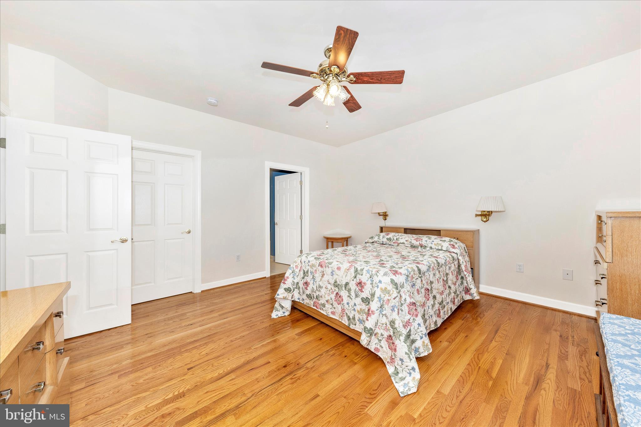 FOXFIELD AT MIDDLETOWN - Residential