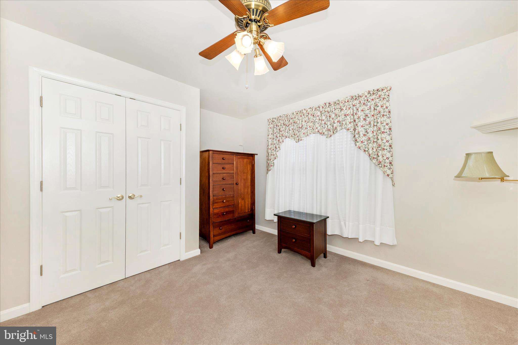 FOXFIELD AT MIDDLETOWN - Residential