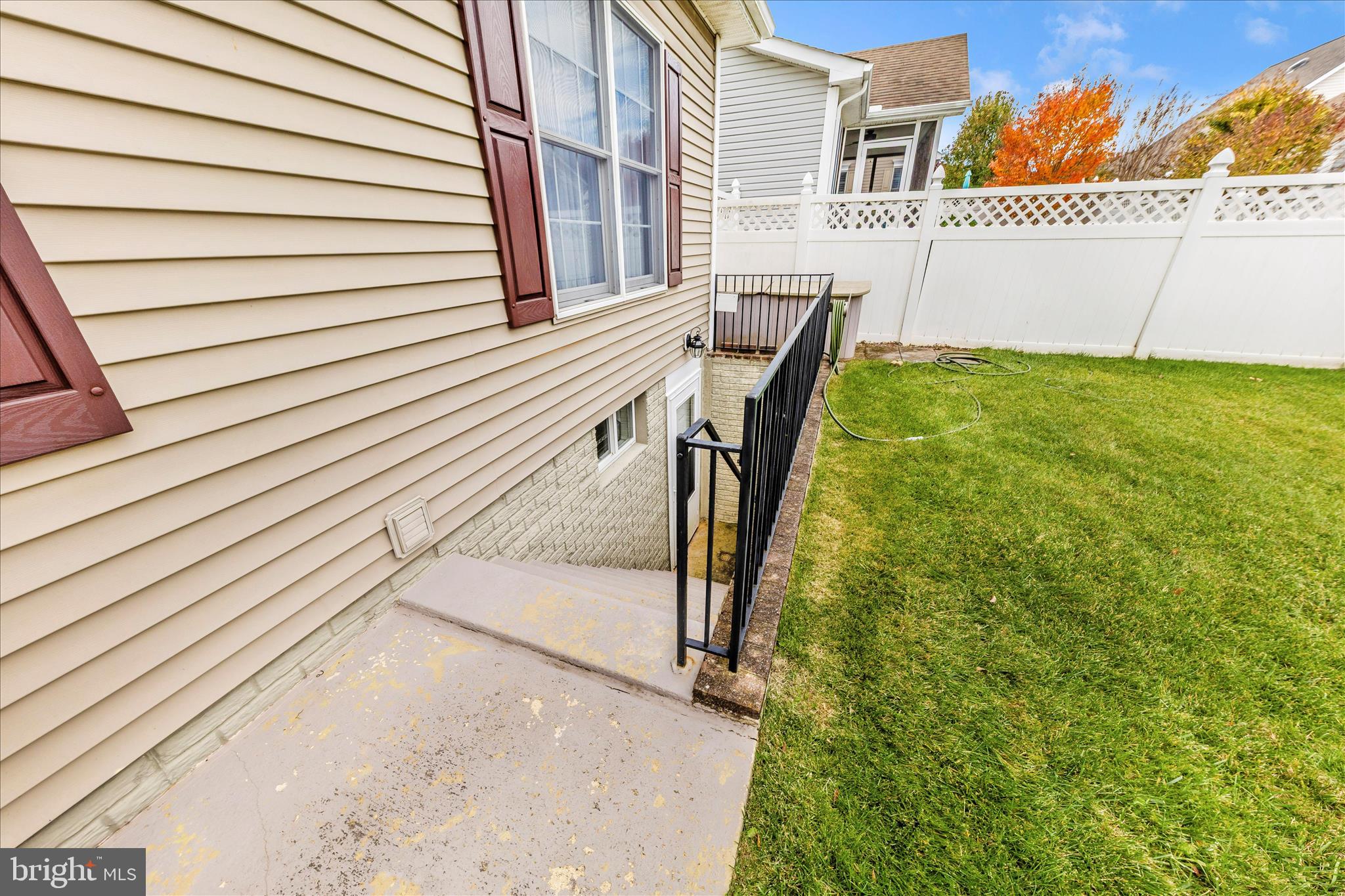 FOXFIELD AT MIDDLETOWN - Residential