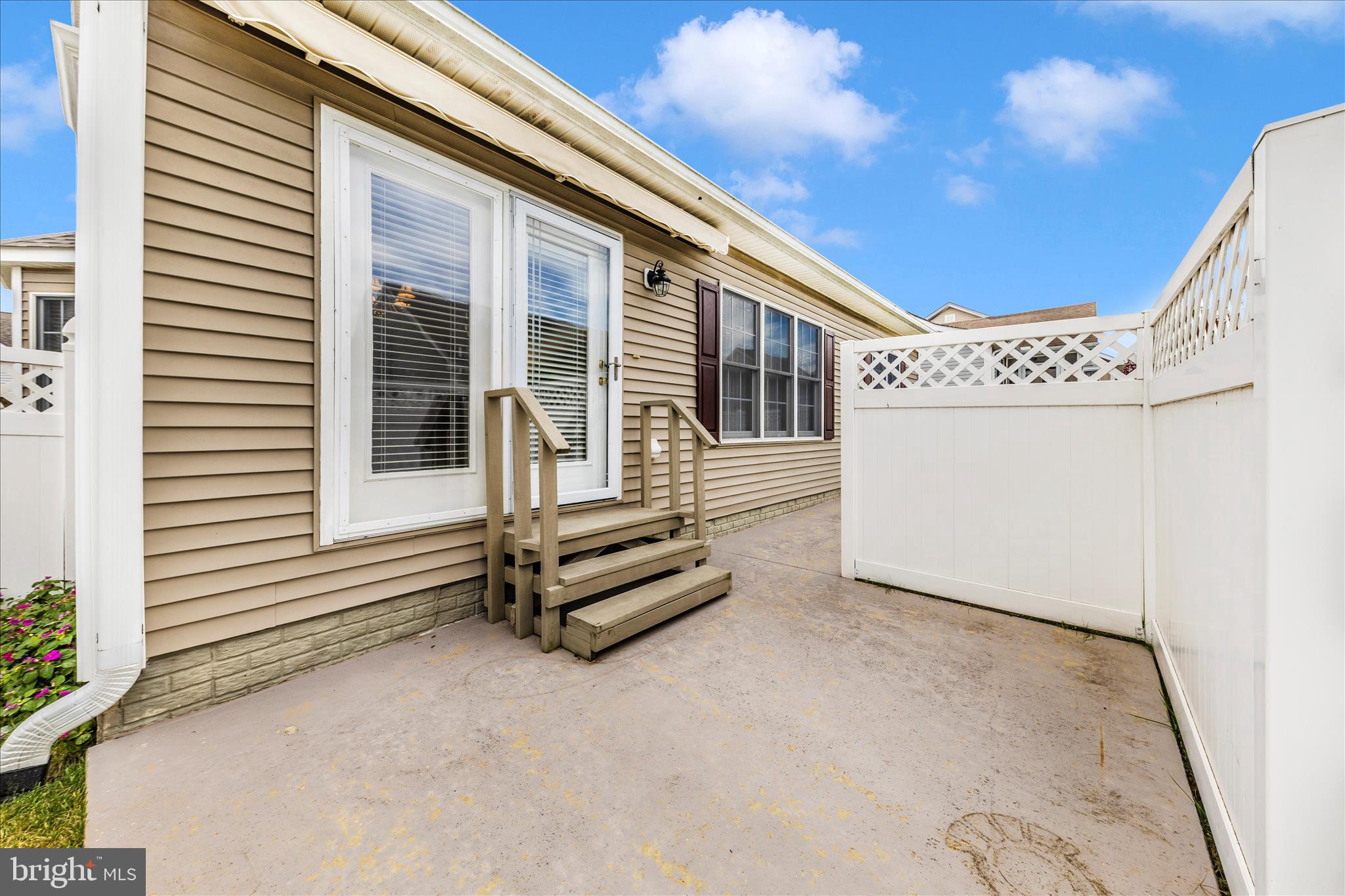 FOXFIELD AT MIDDLETOWN - Residential