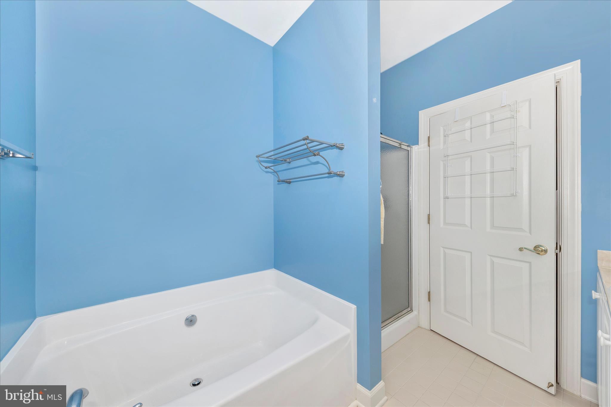 FOXFIELD AT MIDDLETOWN - Residential