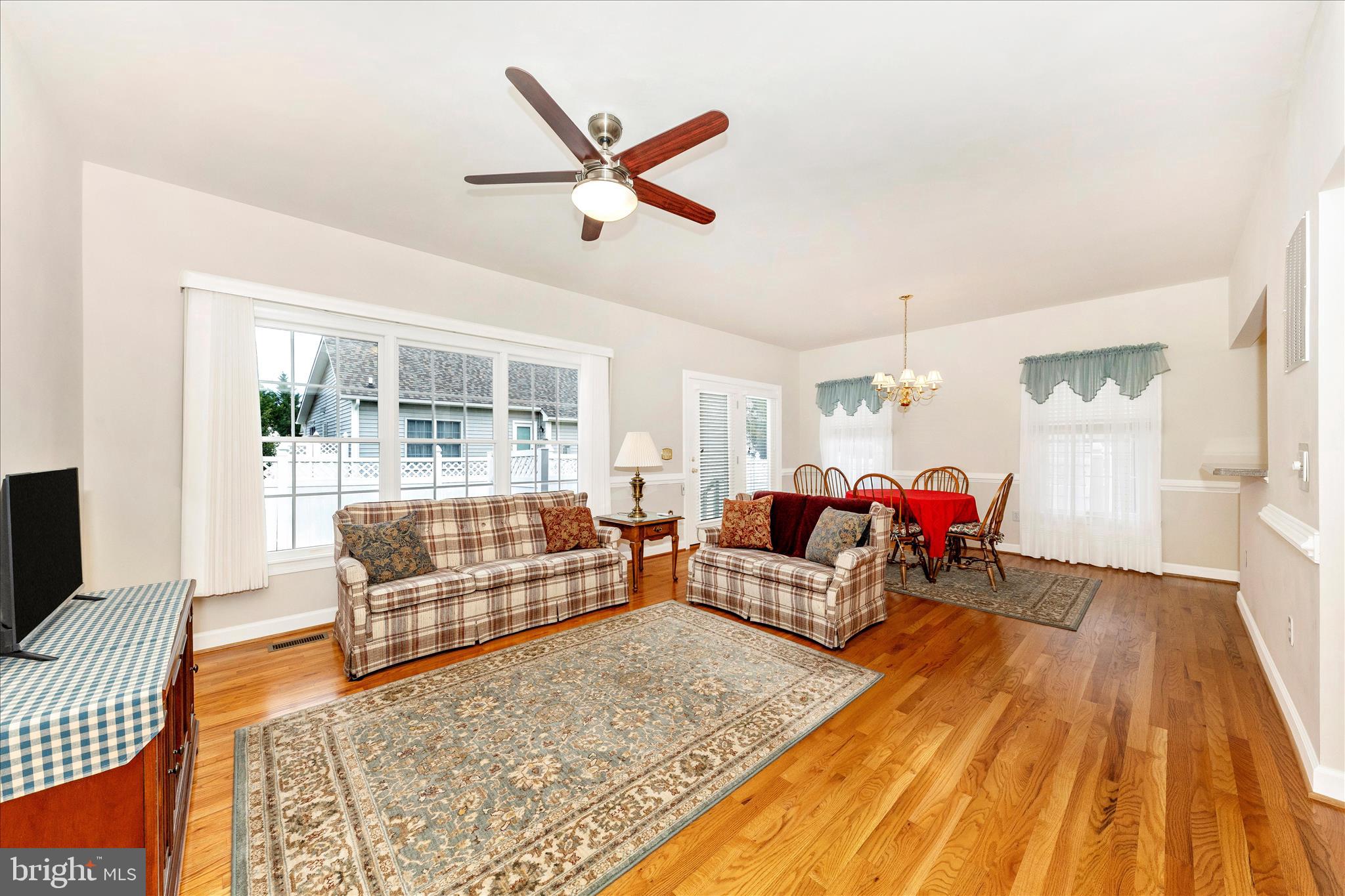 FOXFIELD AT MIDDLETOWN - Residential