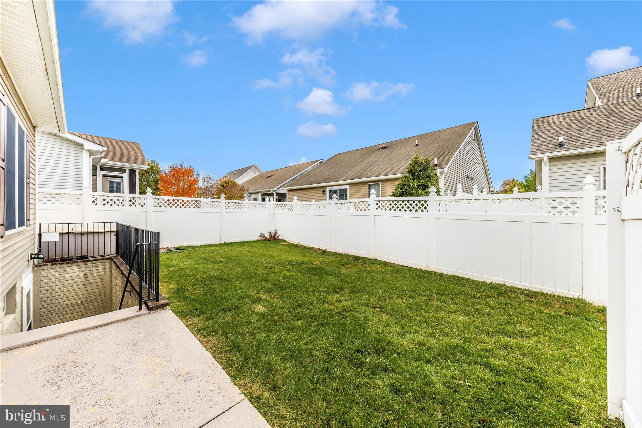 FOXFIELD AT MIDDLETOWN - Residential