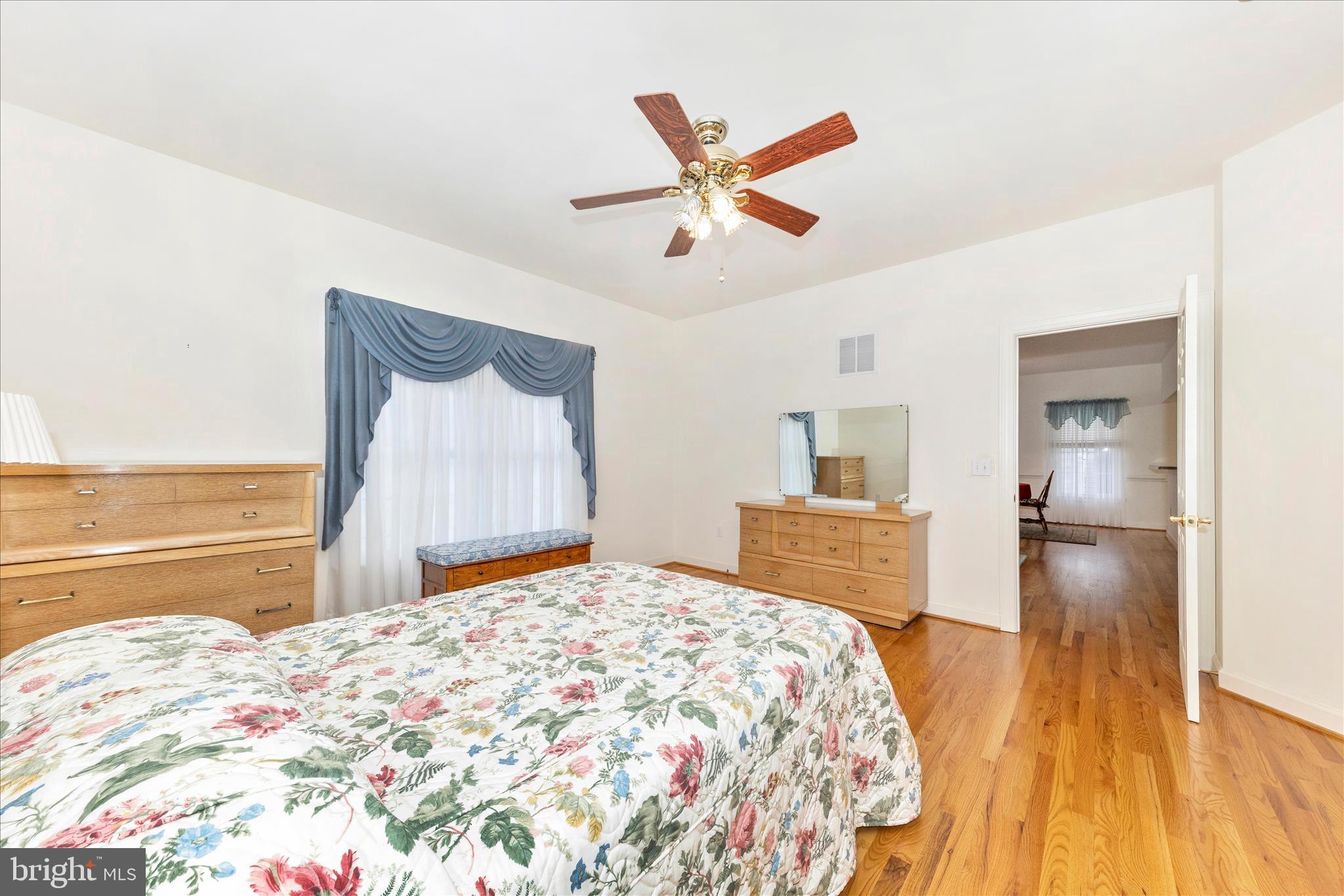 FOXFIELD AT MIDDLETOWN - Residential