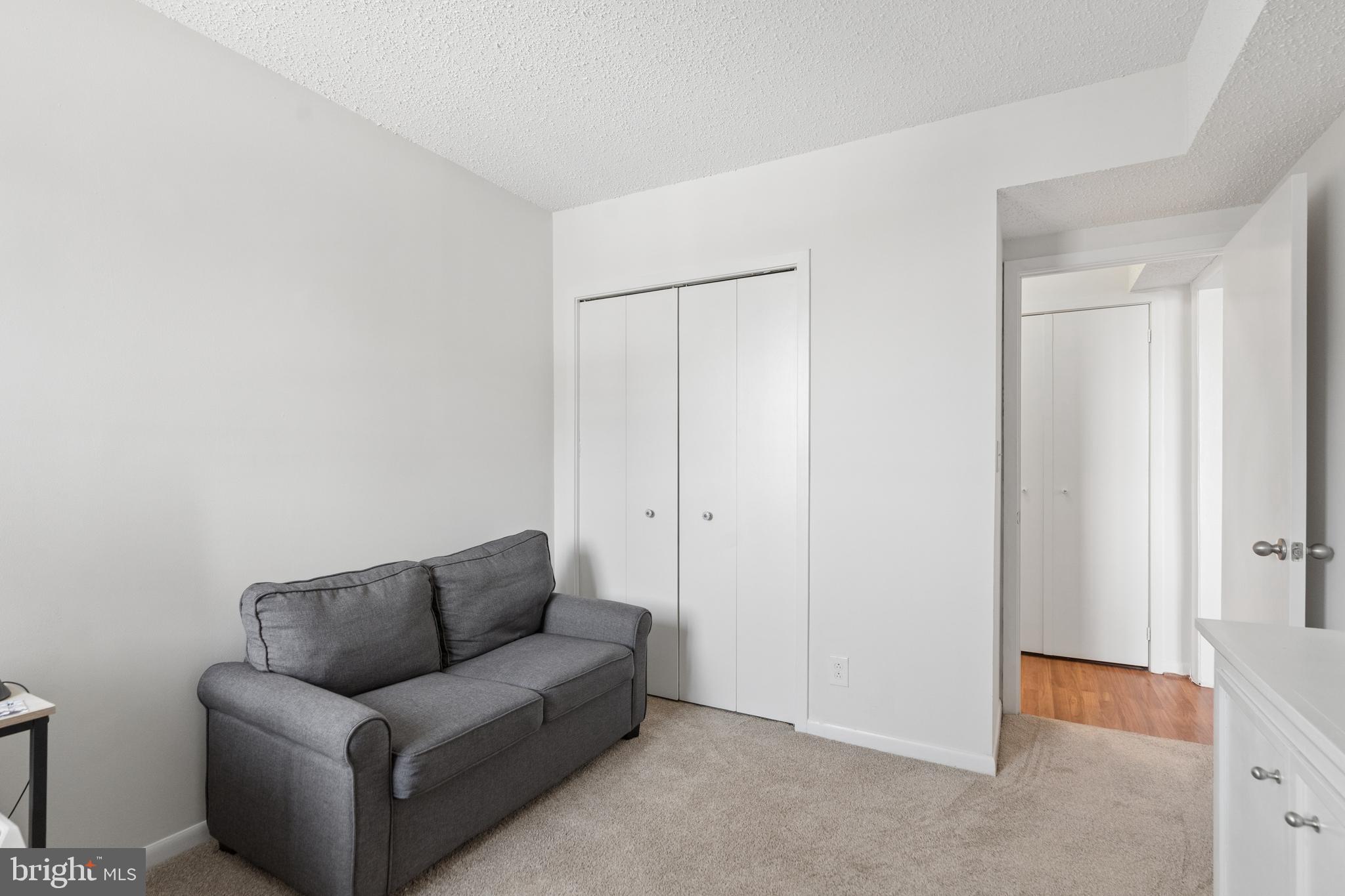 SKYLINE SQUARE CONDO - Residential