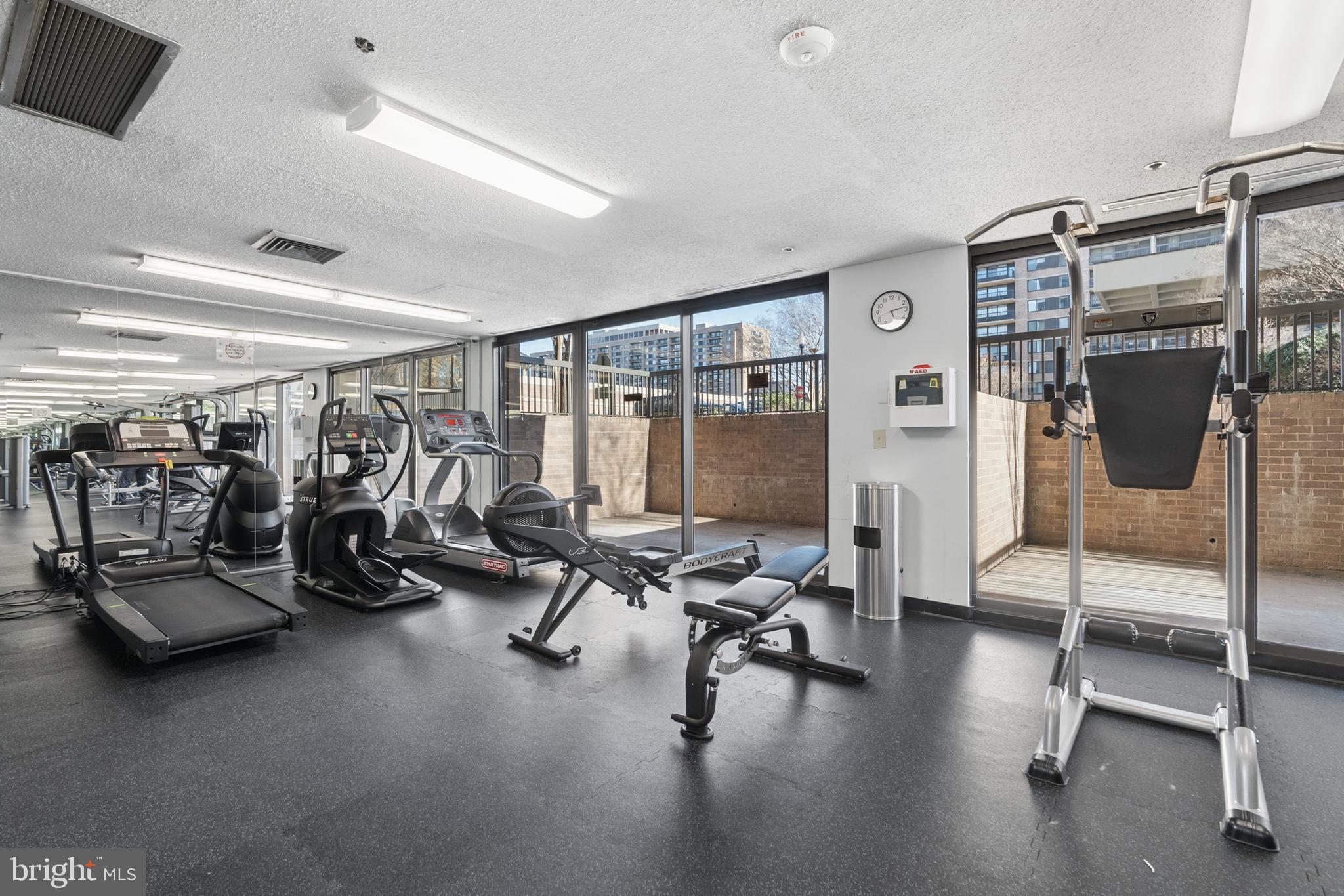 SKYLINE SQUARE CONDO - Residential