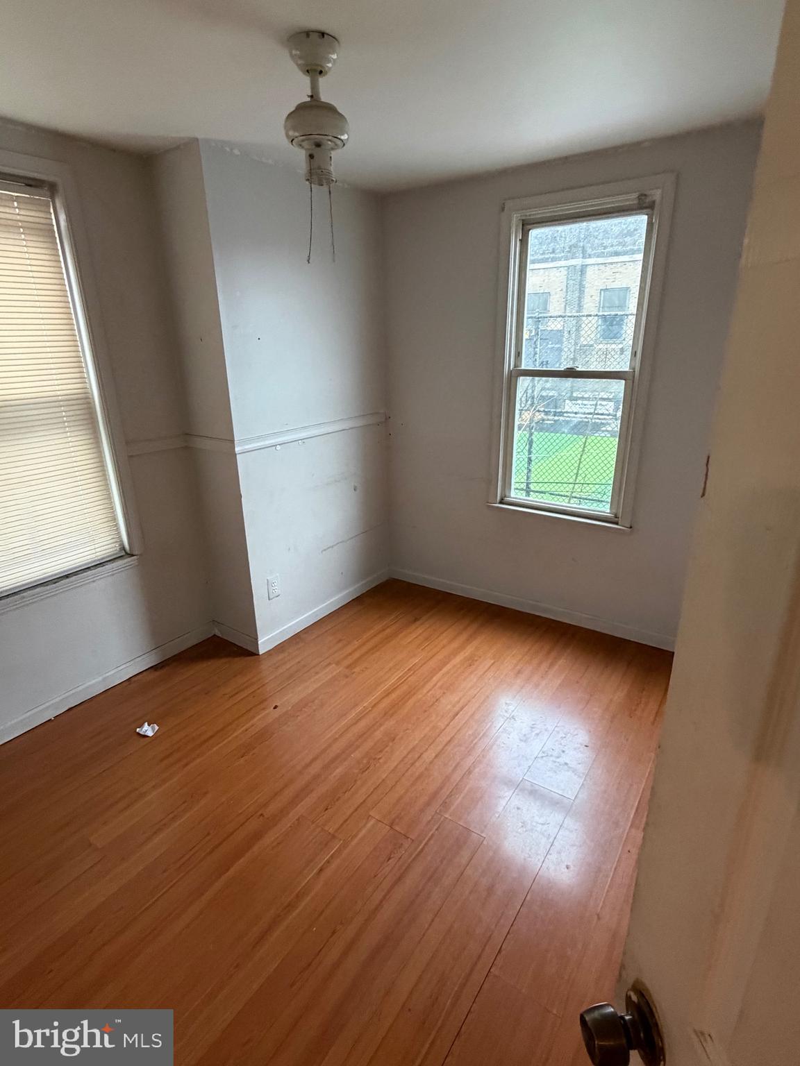 1850 E CLEMENTINE STREET