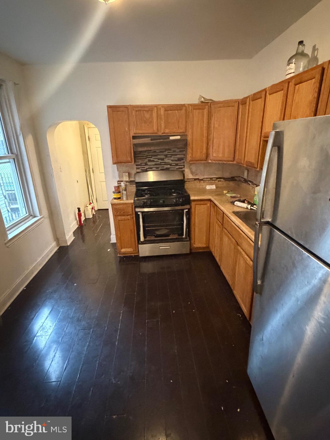 1850 E CLEMENTINE STREET